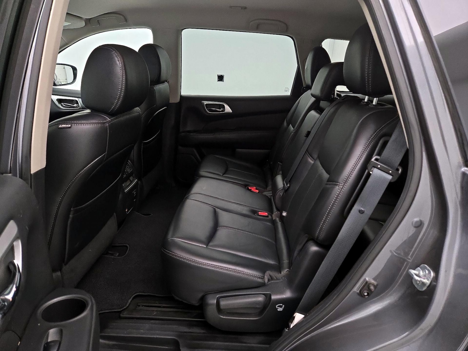 2017 Nissan Pathfinder SL - Photo 21
