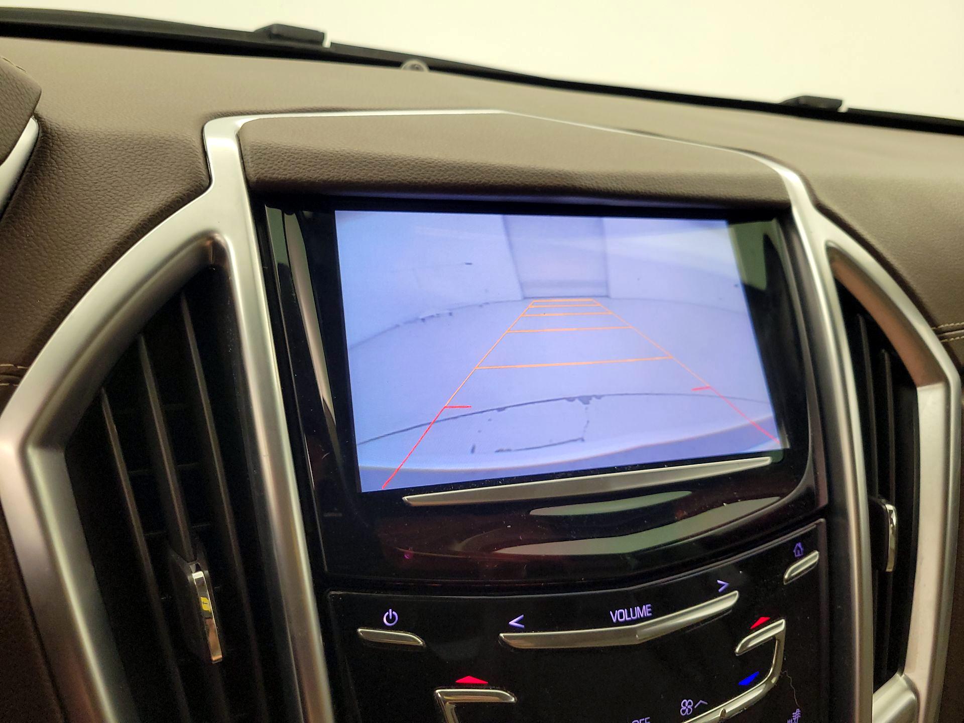 Thumbnail: 2016 Cadillac SRX - 15