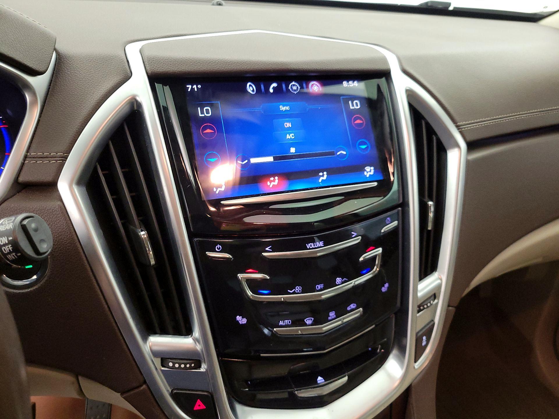 Thumbnail: 2016 Cadillac SRX - 17