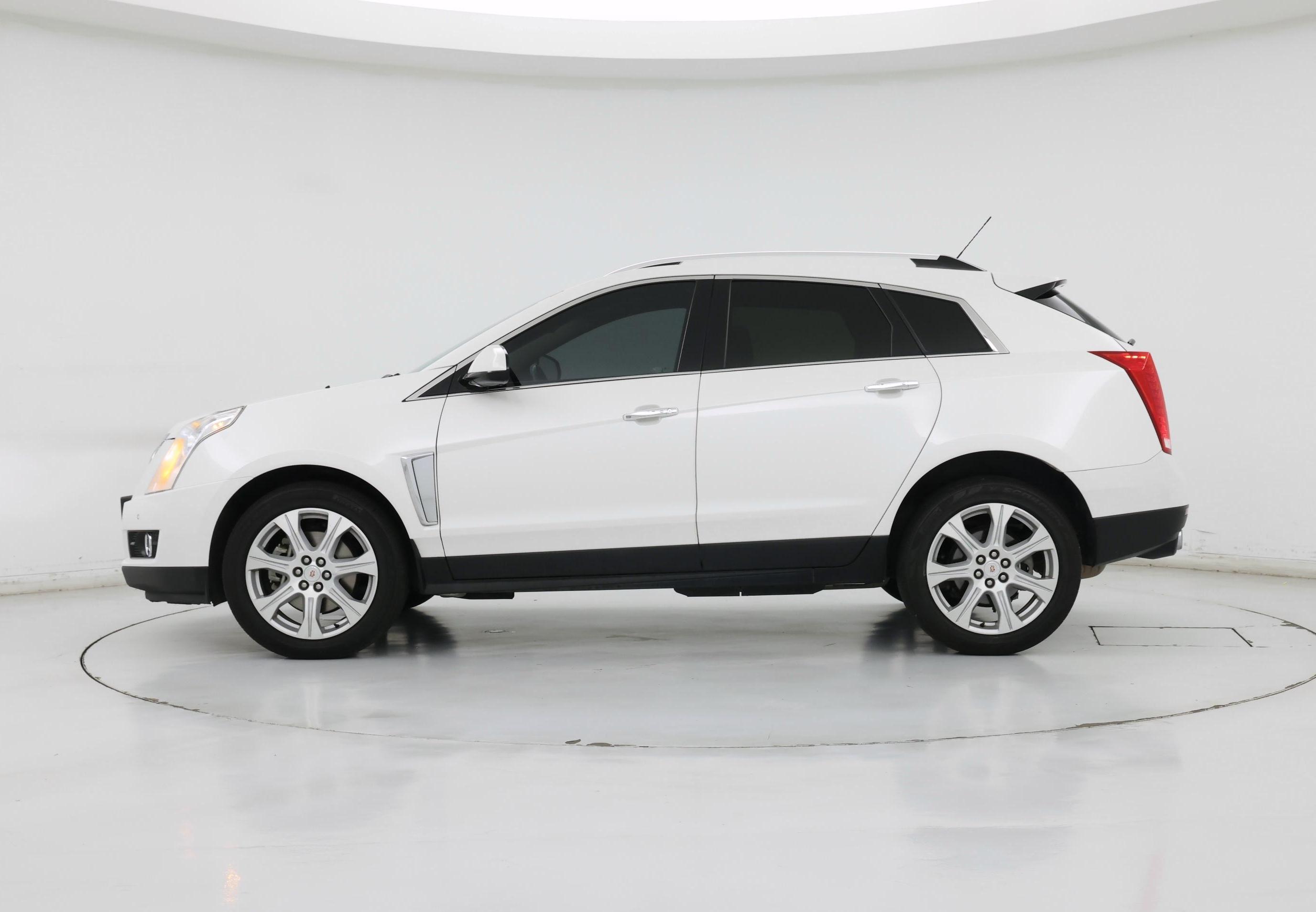 Thumbnail: 2016 Cadillac SRX - 3