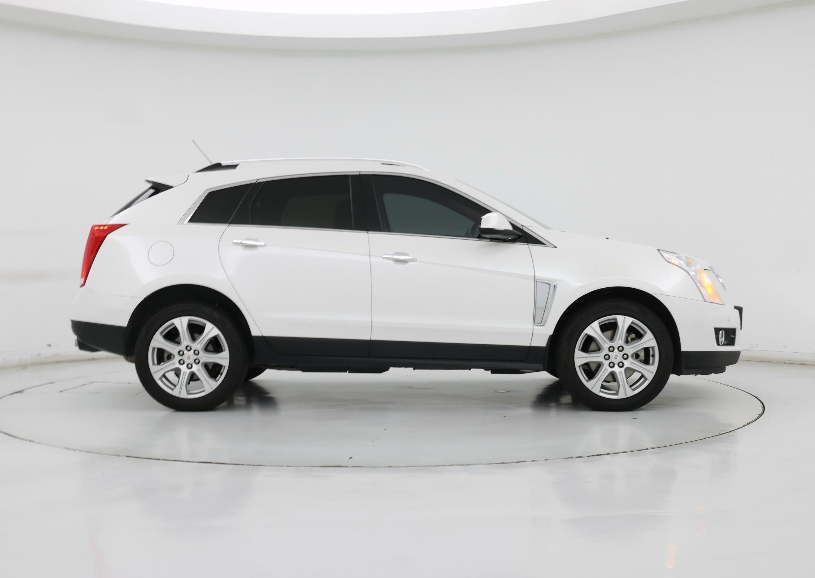 Thumbnail: 2016 Cadillac SRX - 7