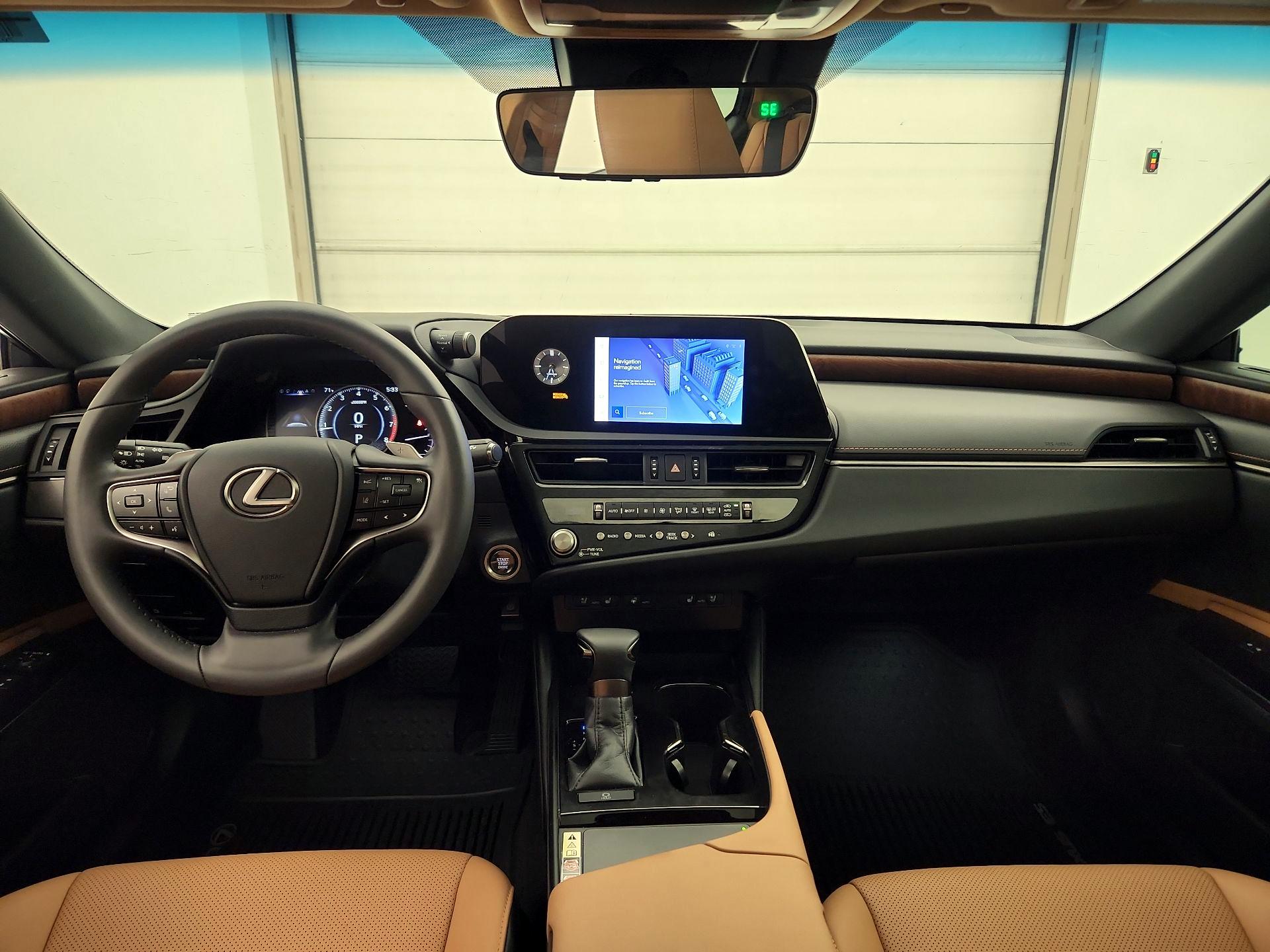 Thumbnail: 2023 Lexus ES - 9