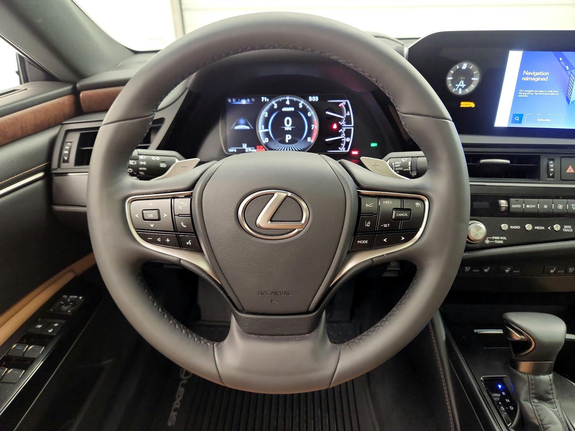 Thumbnail: 2023 Lexus ES - 10
