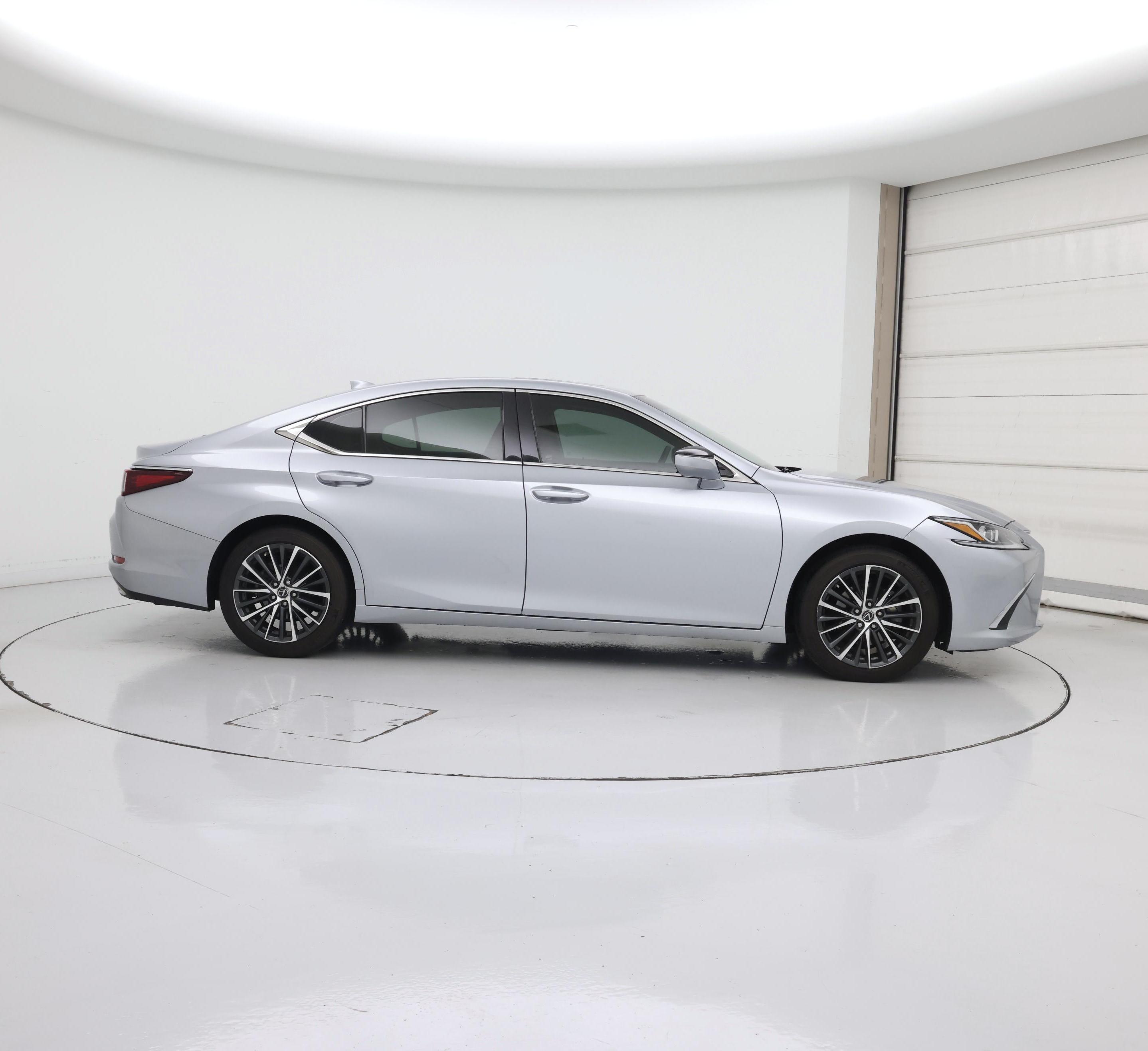 Thumbnail: 2023 Lexus ES - 7