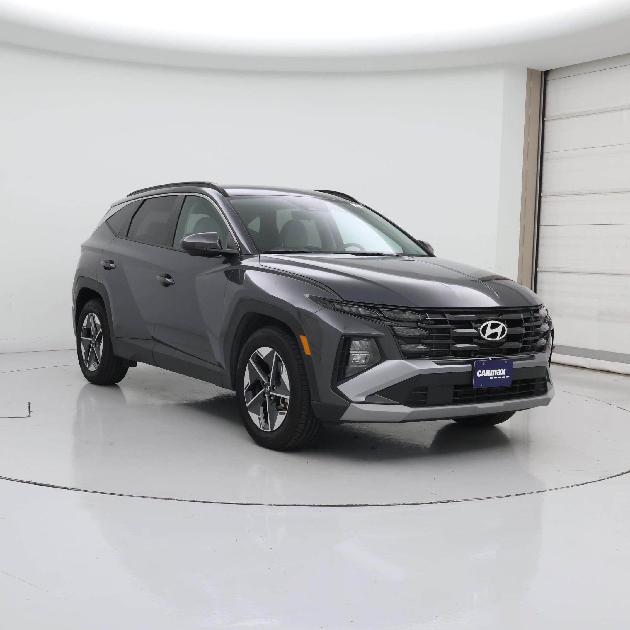 Gray 2025 Hyundai Tucson SUV / Crossover Front-Wheel Drive Automatic