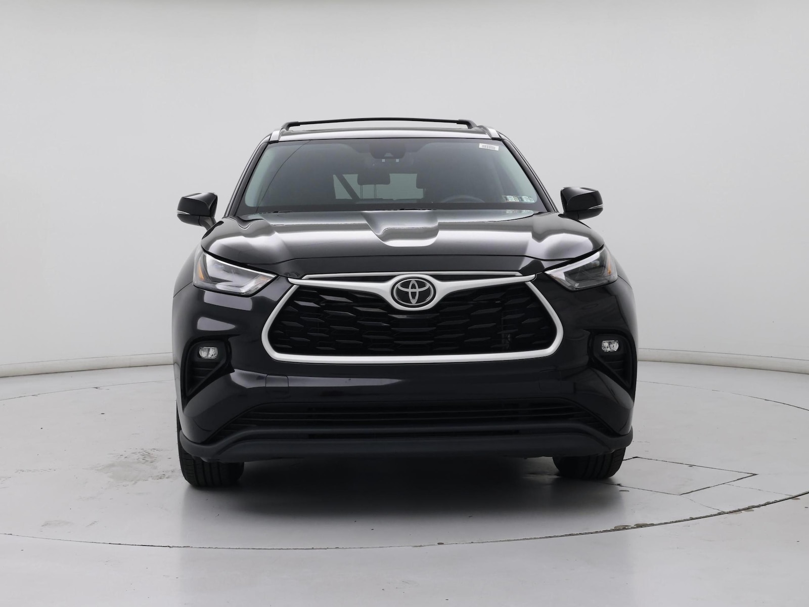 2022 Toyota Highlander XLE - Photo 6