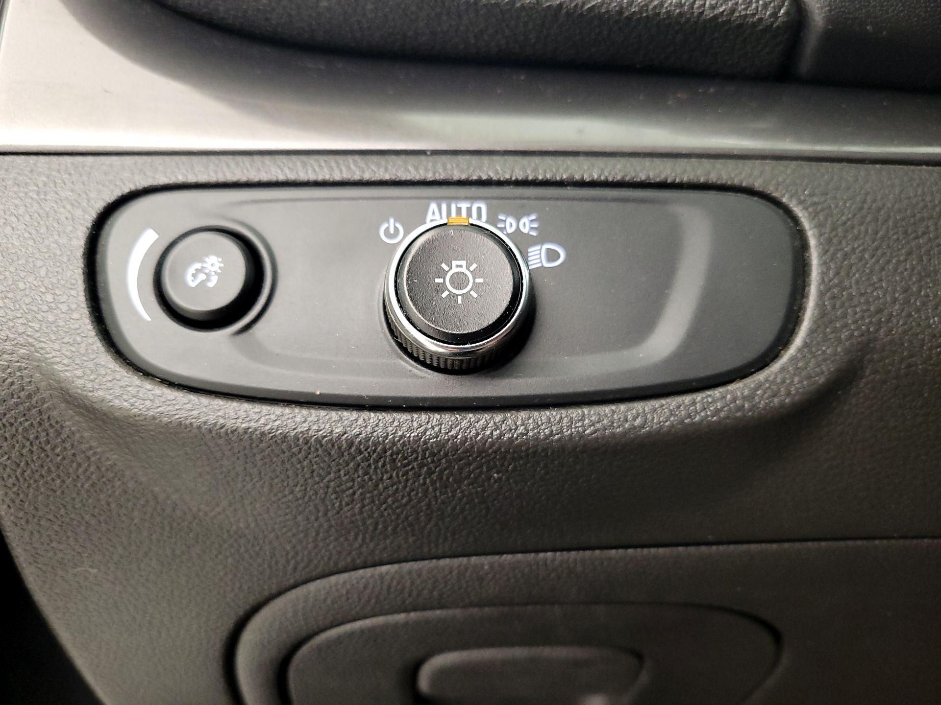 Thumbnail: 2018 Buick Encore - 13