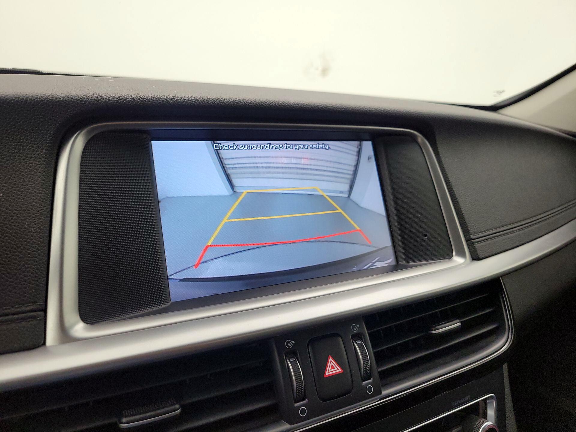 Thumbnail: 2019 Kia Optima - 14