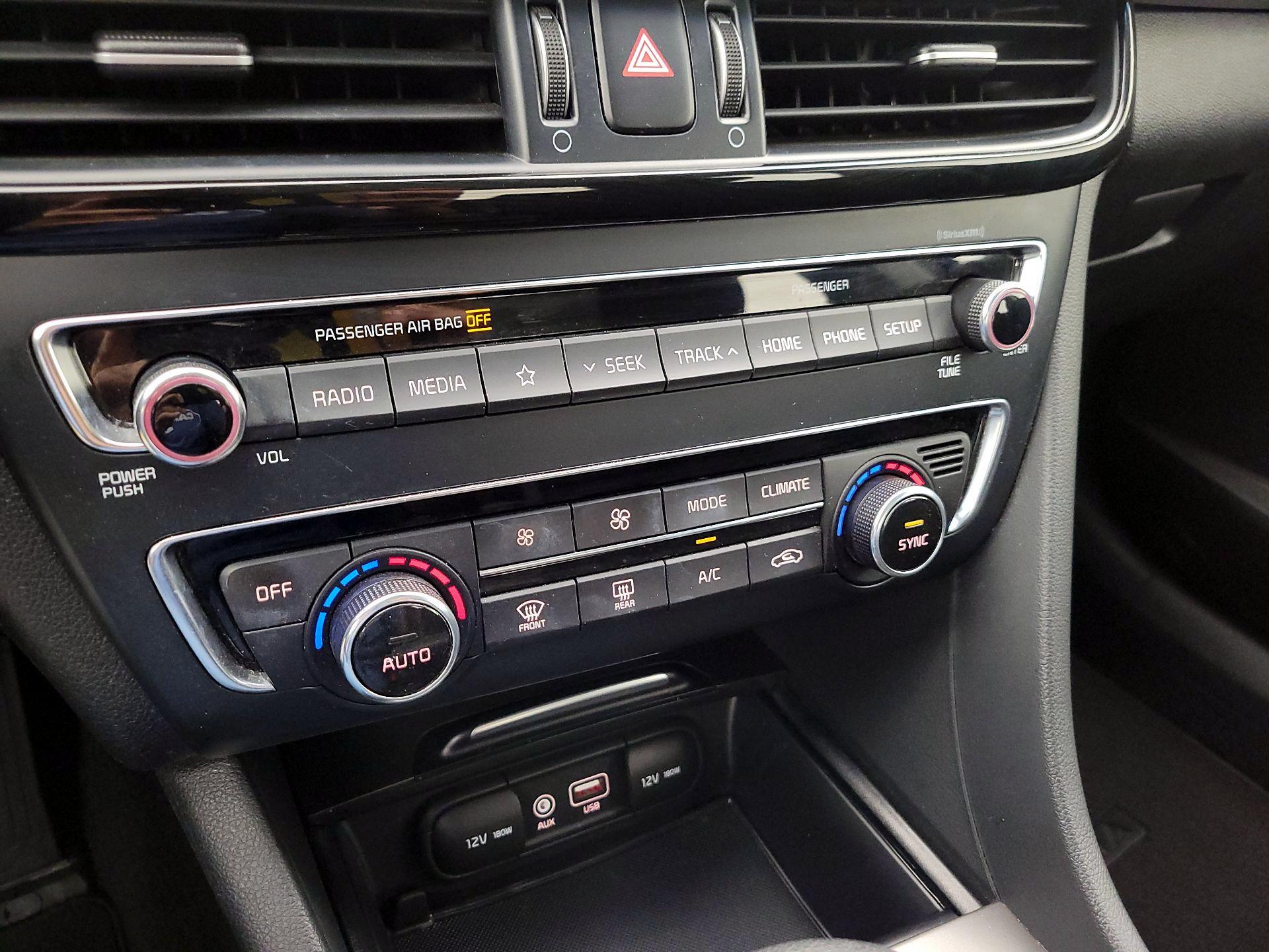 Thumbnail: 2019 Kia Optima - 16