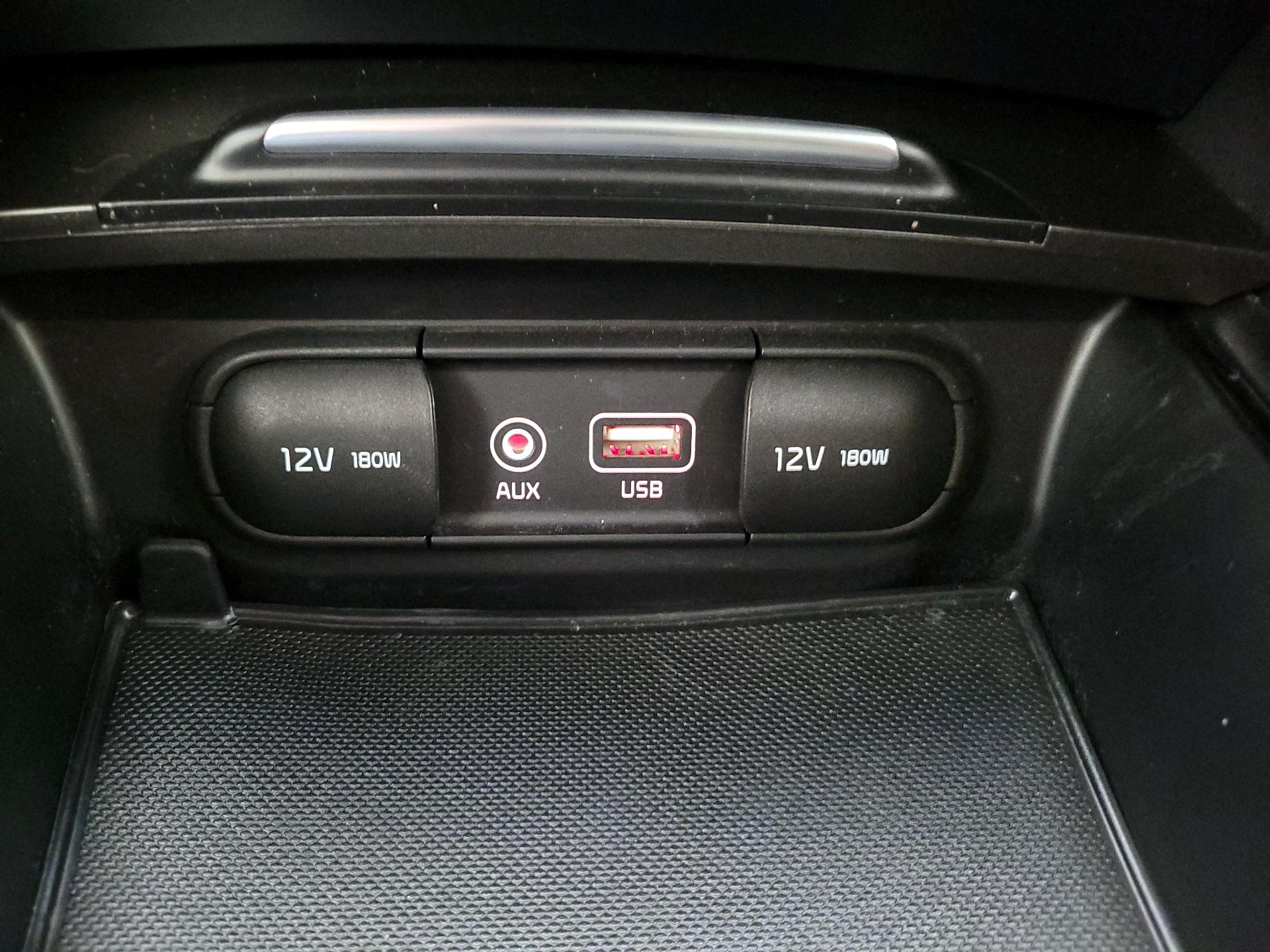 Thumbnail: 2019 Kia Optima - 18