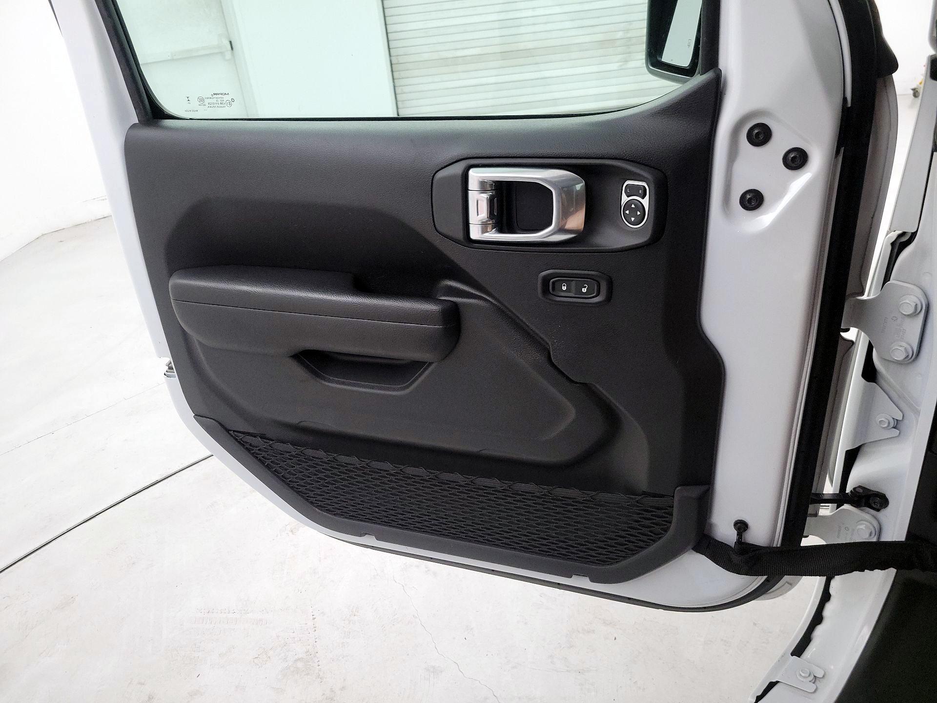Thumbnail: 2024 Jeep Wrangler - 12