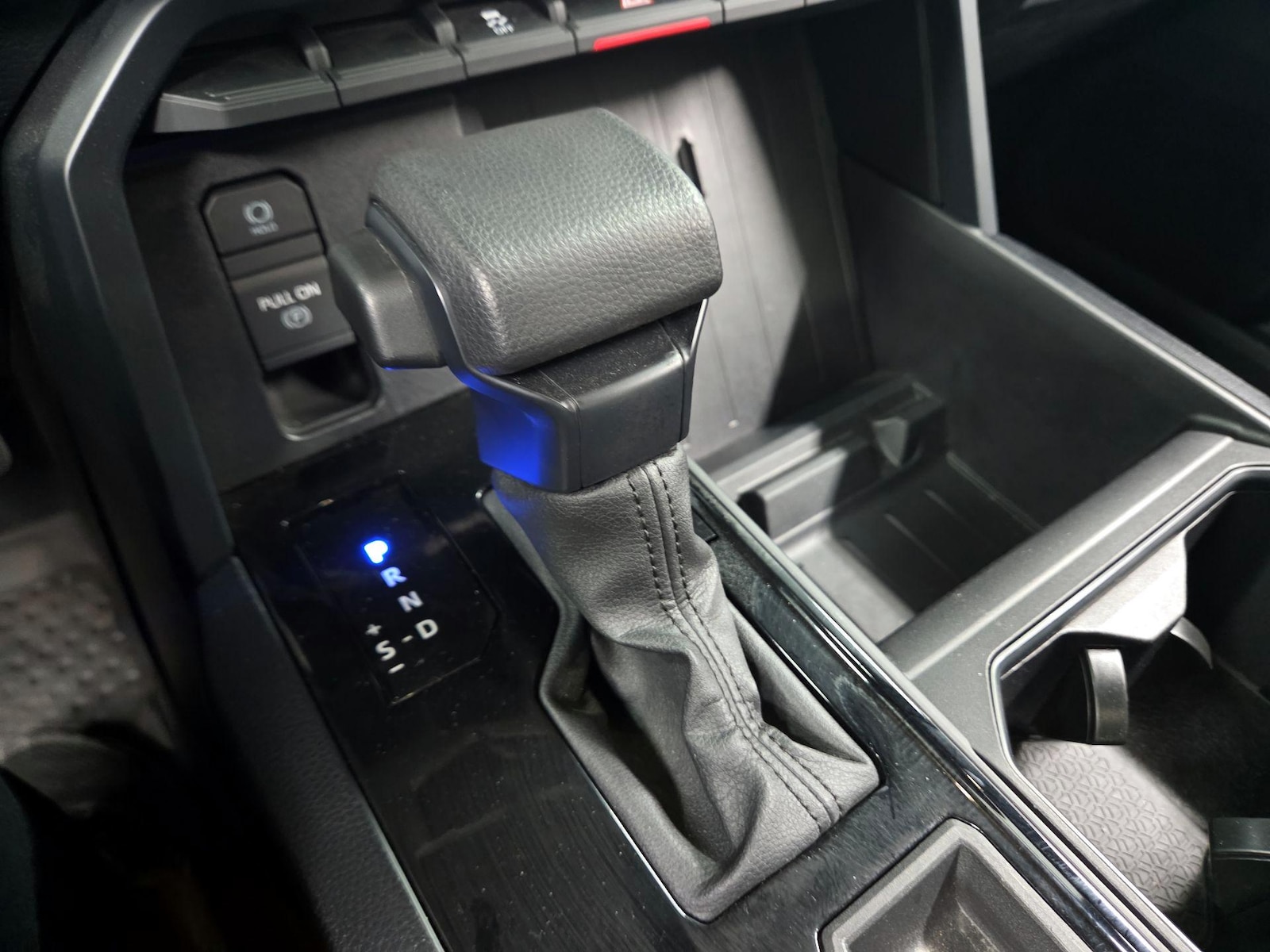 2025 Toyota Tundra SR - Photo 14