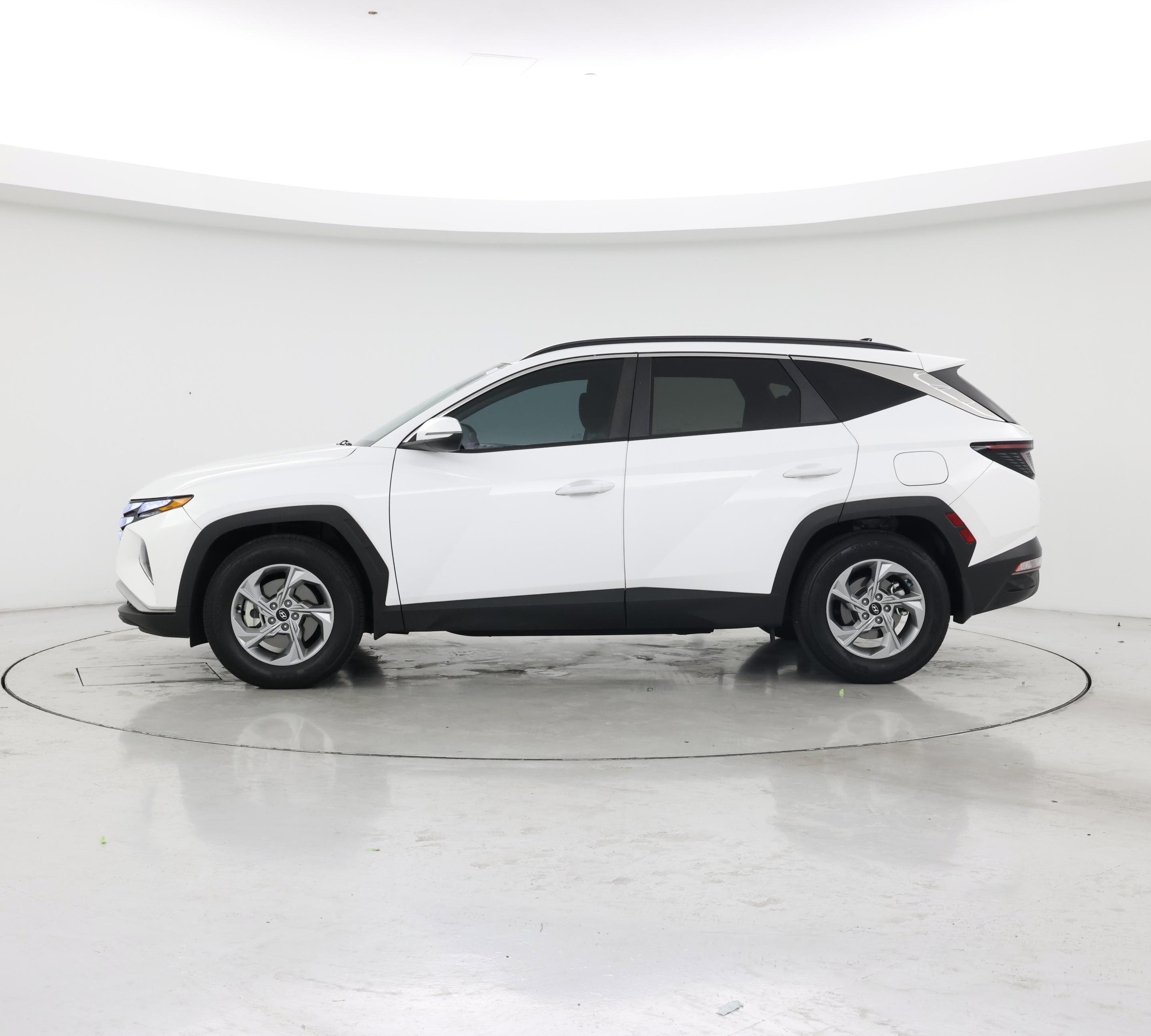 Thumbnail: 2023 Hyundai Tucson - 3