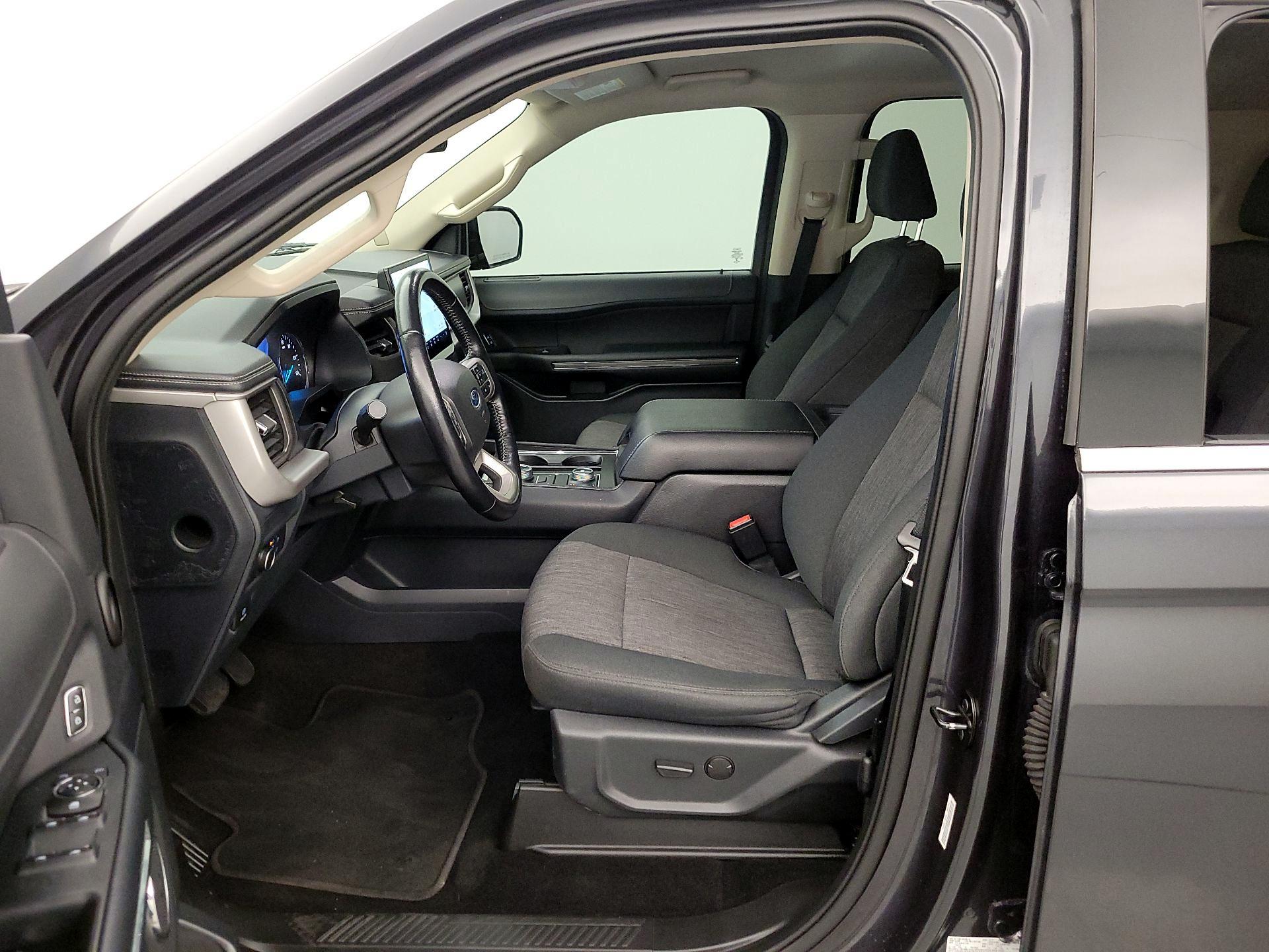 Thumbnail: 2022 Ford Expedition - 11