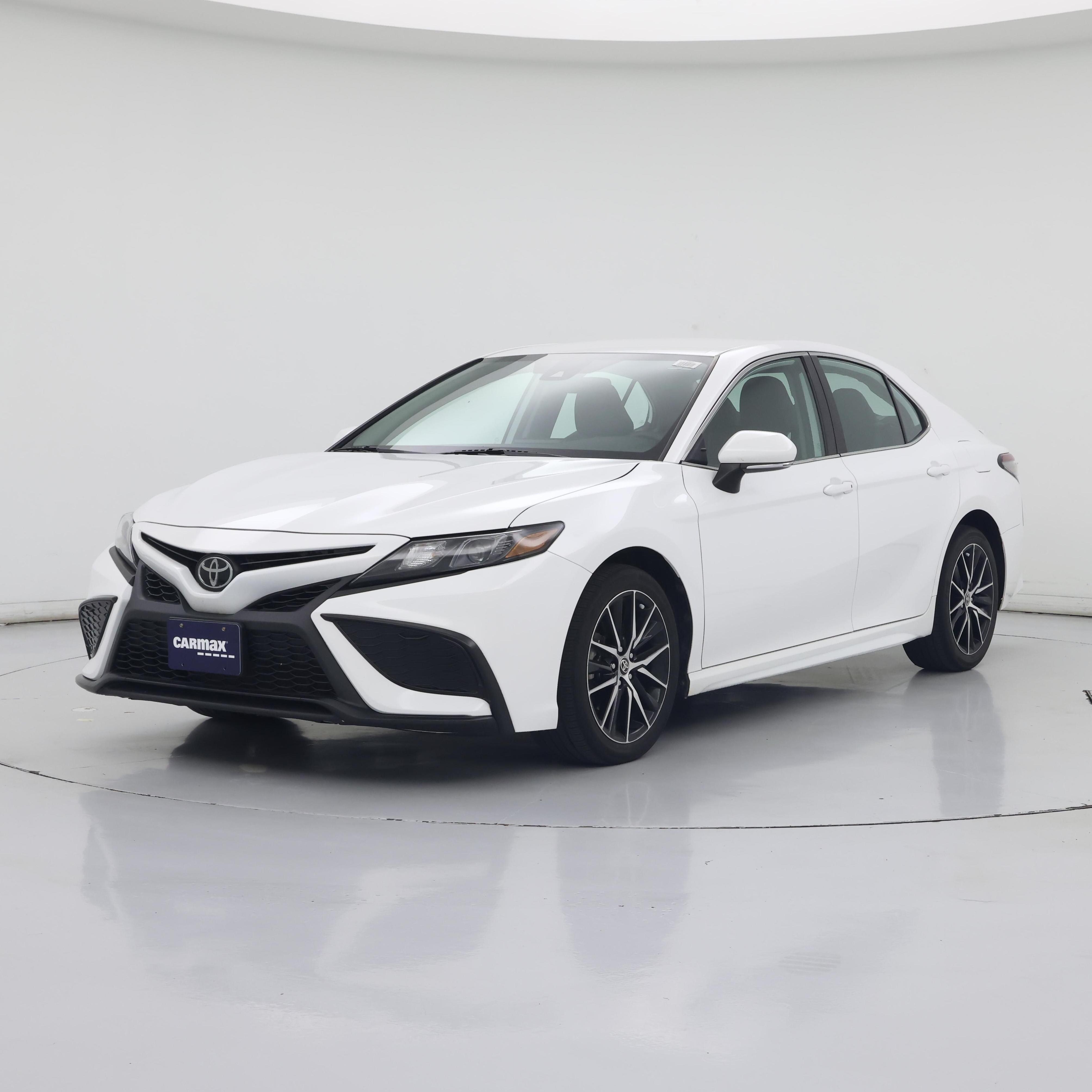 Thumbnail: 2024 Toyota Camry - 4