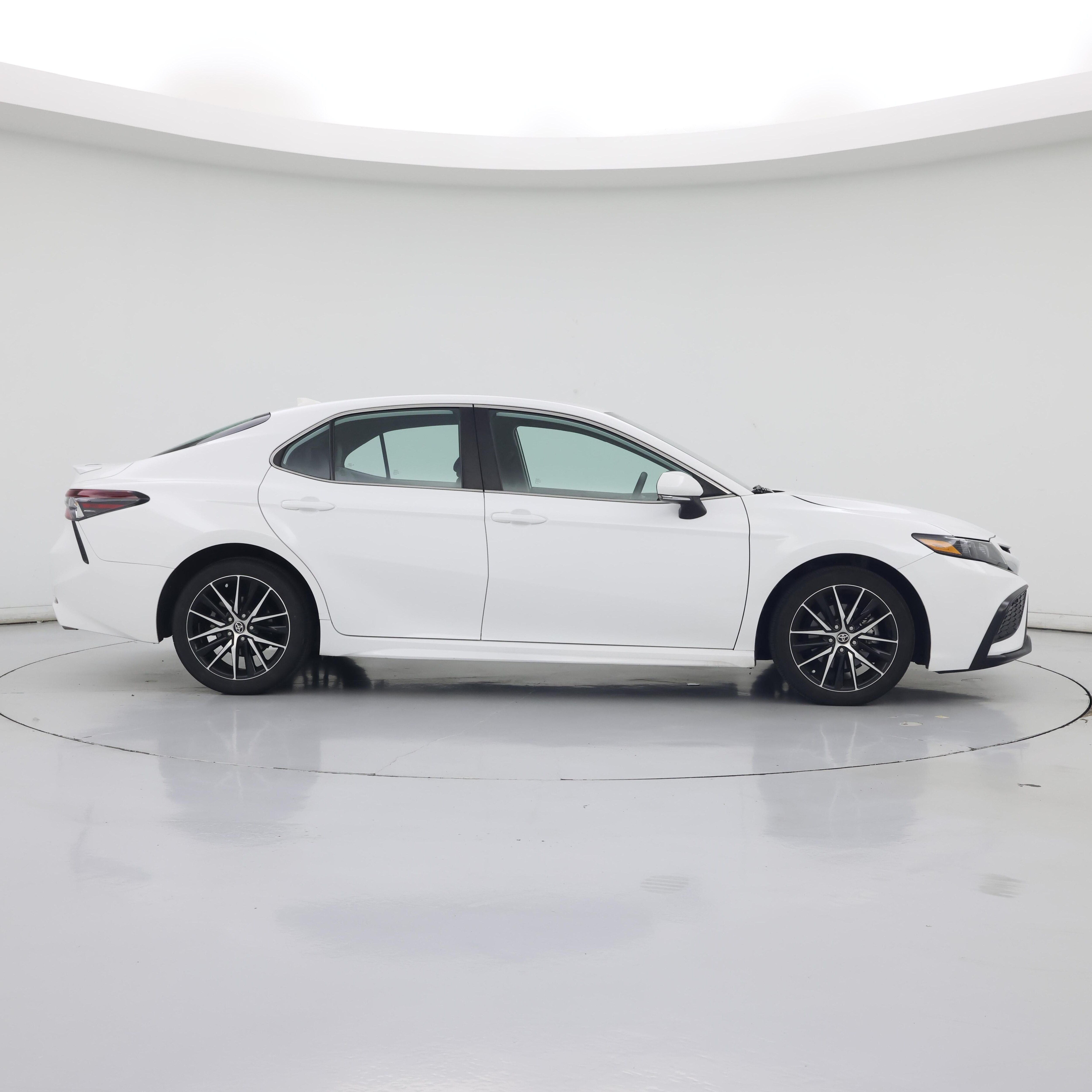 Thumbnail: 2024 Toyota Camry - 7