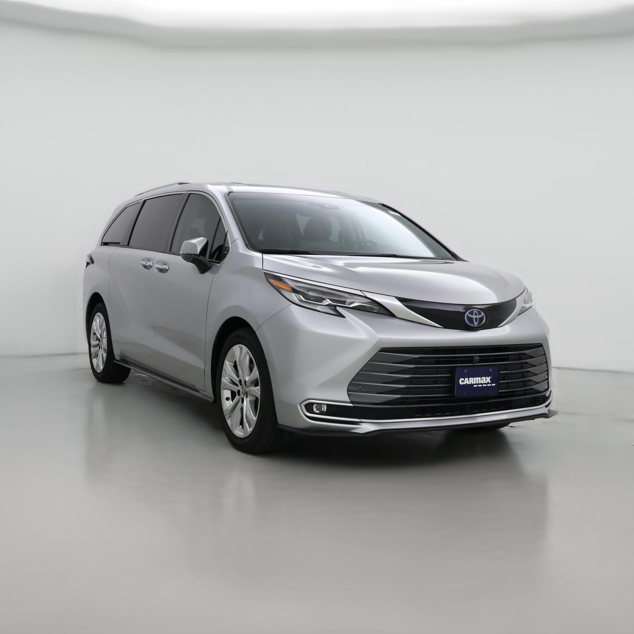 Thumbnail: 2023 Toyota Sienna - 1