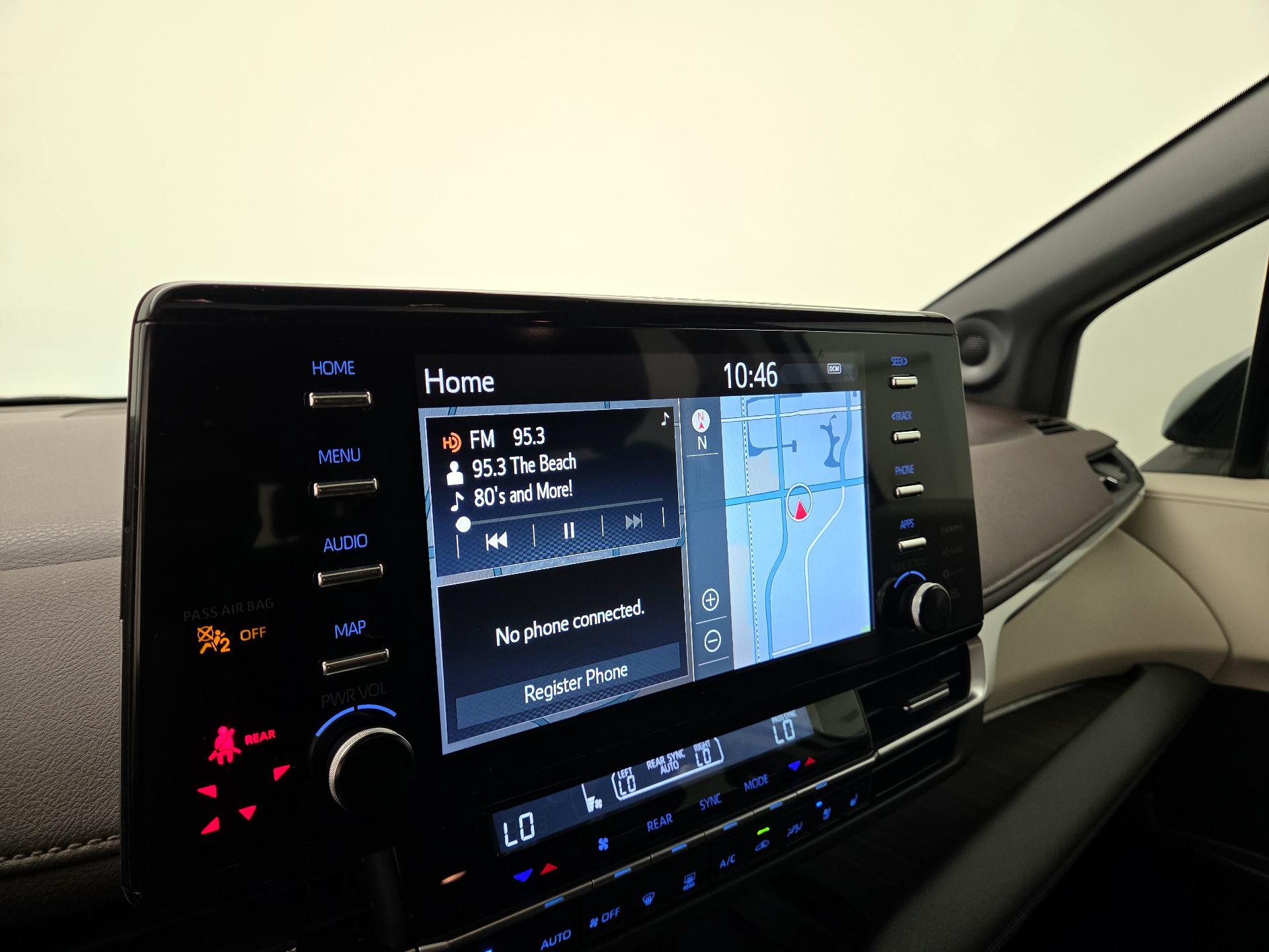 Thumbnail: 2023 Toyota Sienna - 15