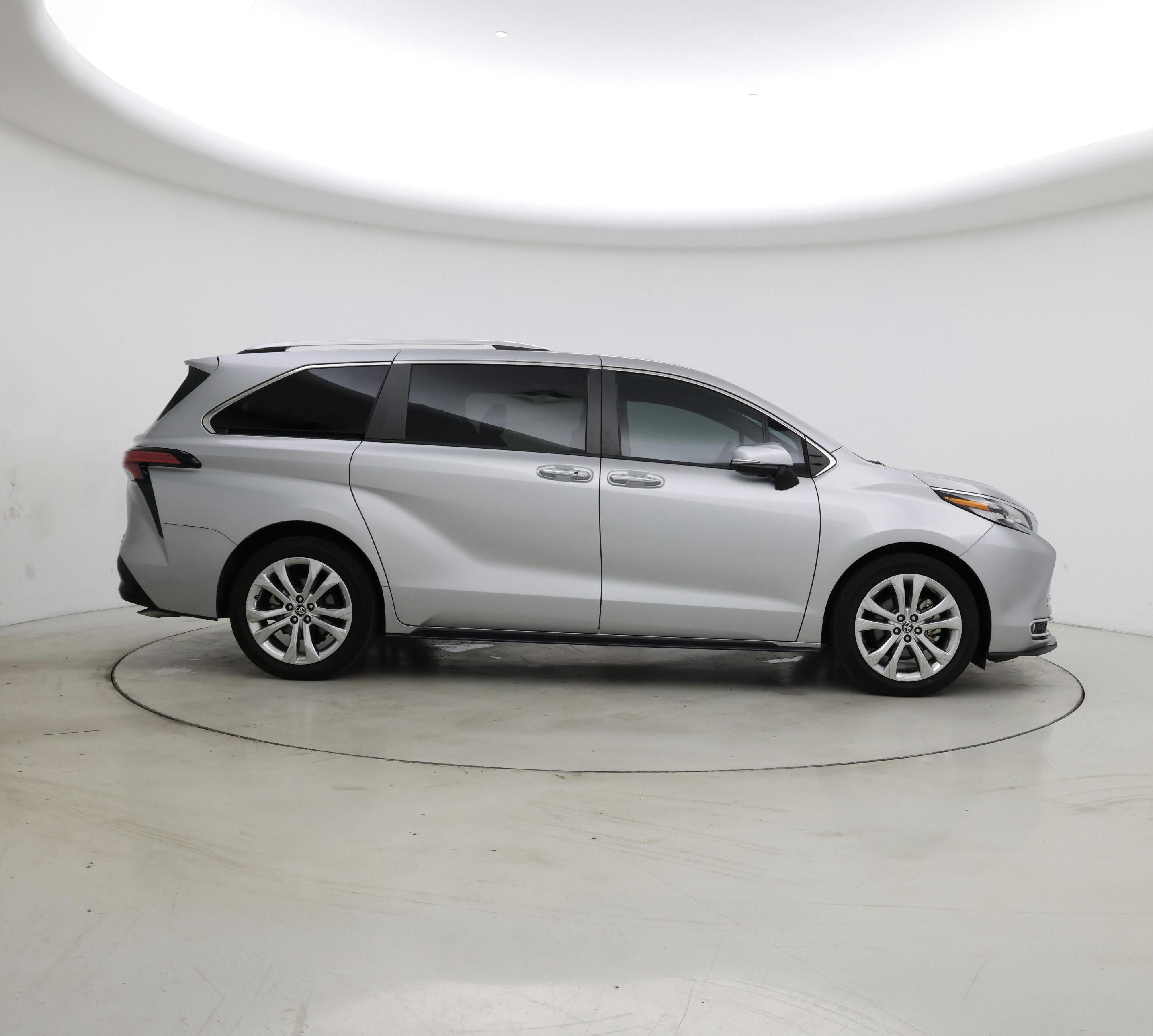 Thumbnail: 2023 Toyota Sienna - 7