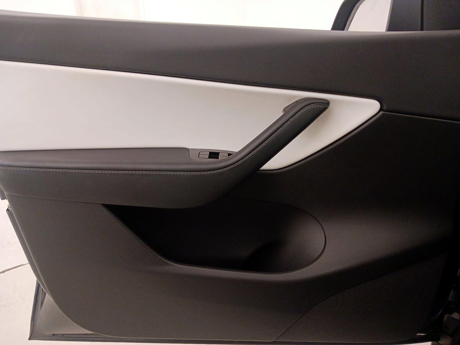 Thumbnail: 2020 Tesla Model Y - 12