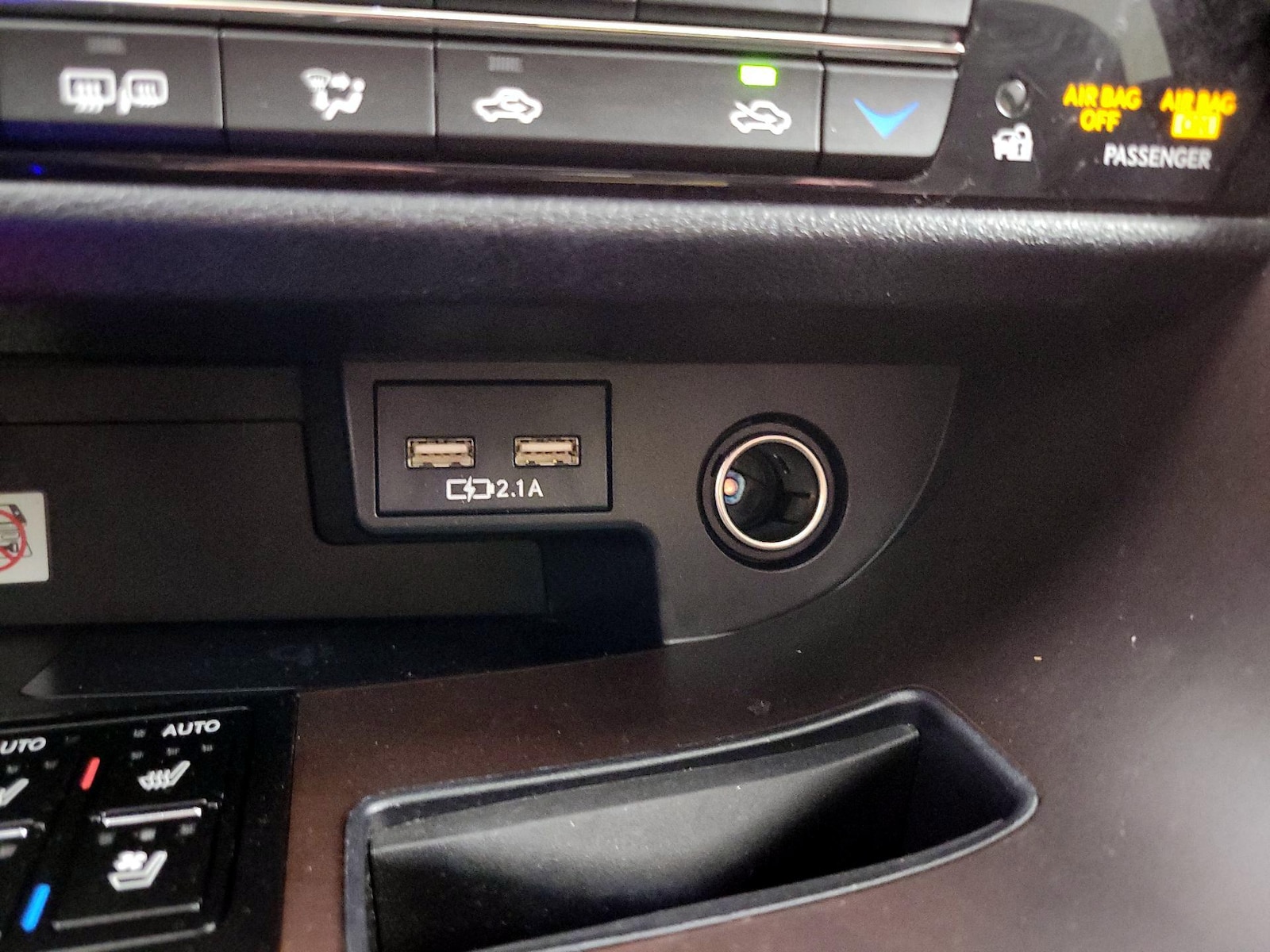 2022 Lexus RX Hybrid 450h - Photo 19