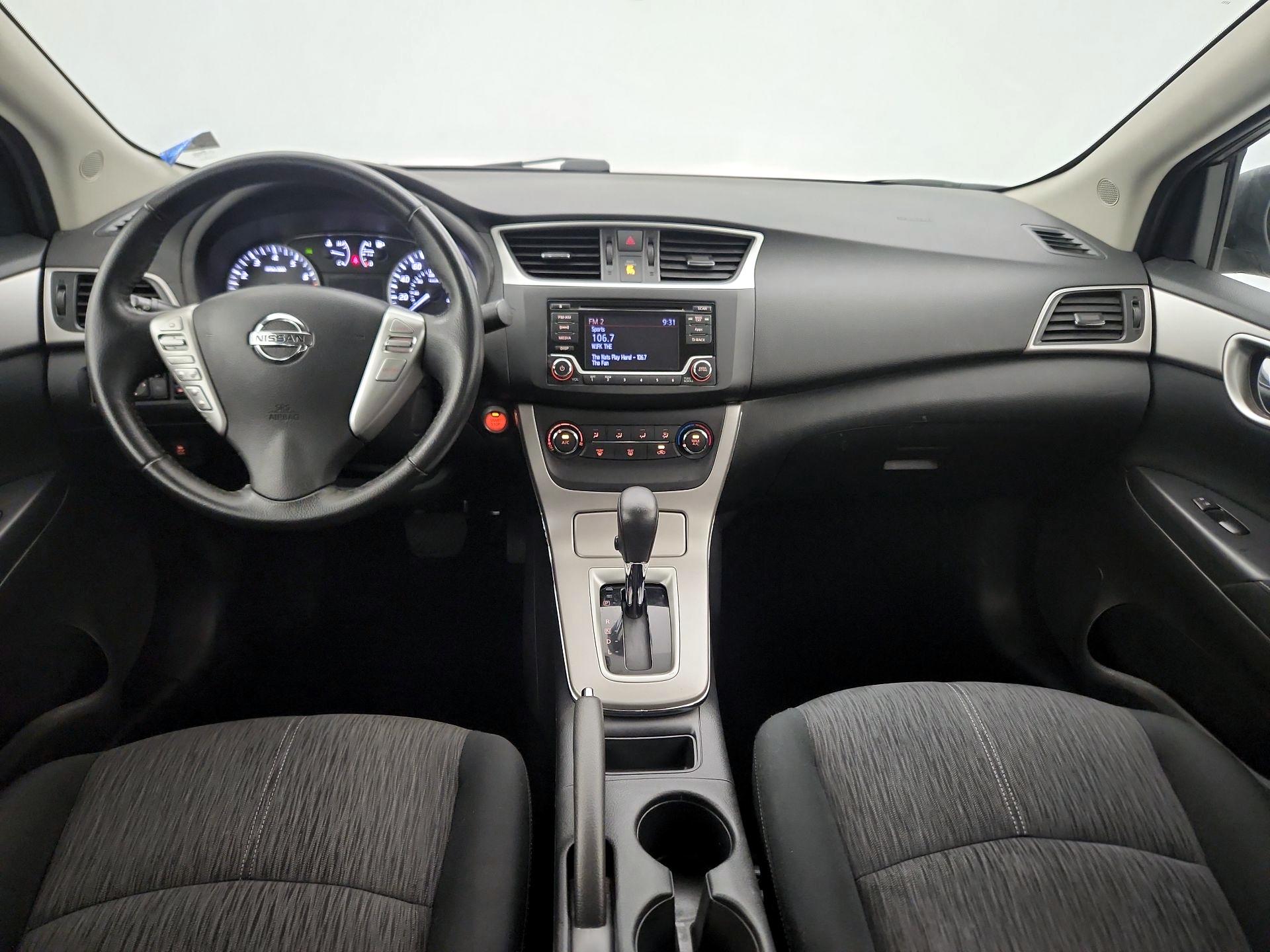 Thumbnail: 2015 Nissan Sentra - 9