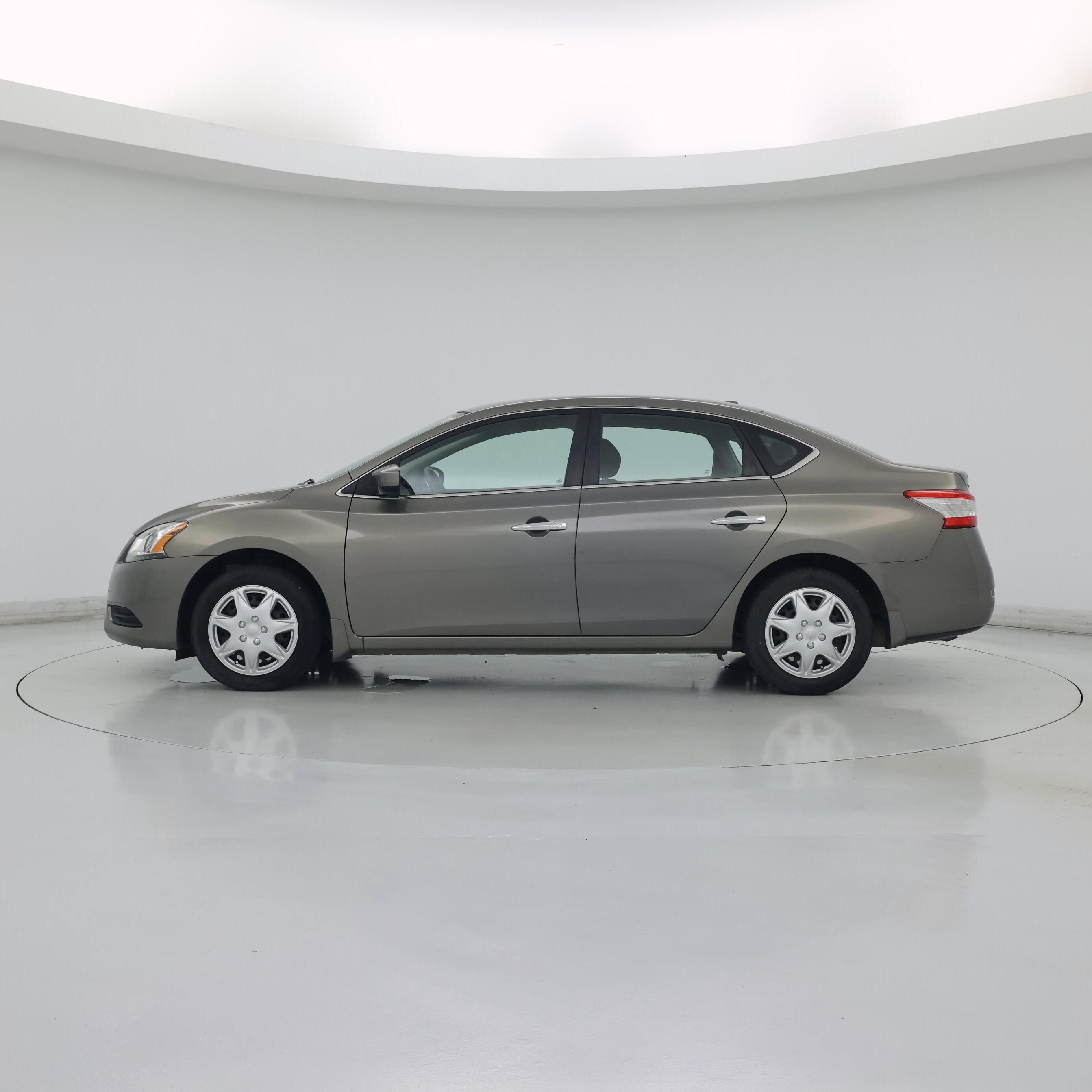 Thumbnail: 2015 Nissan Sentra - 3