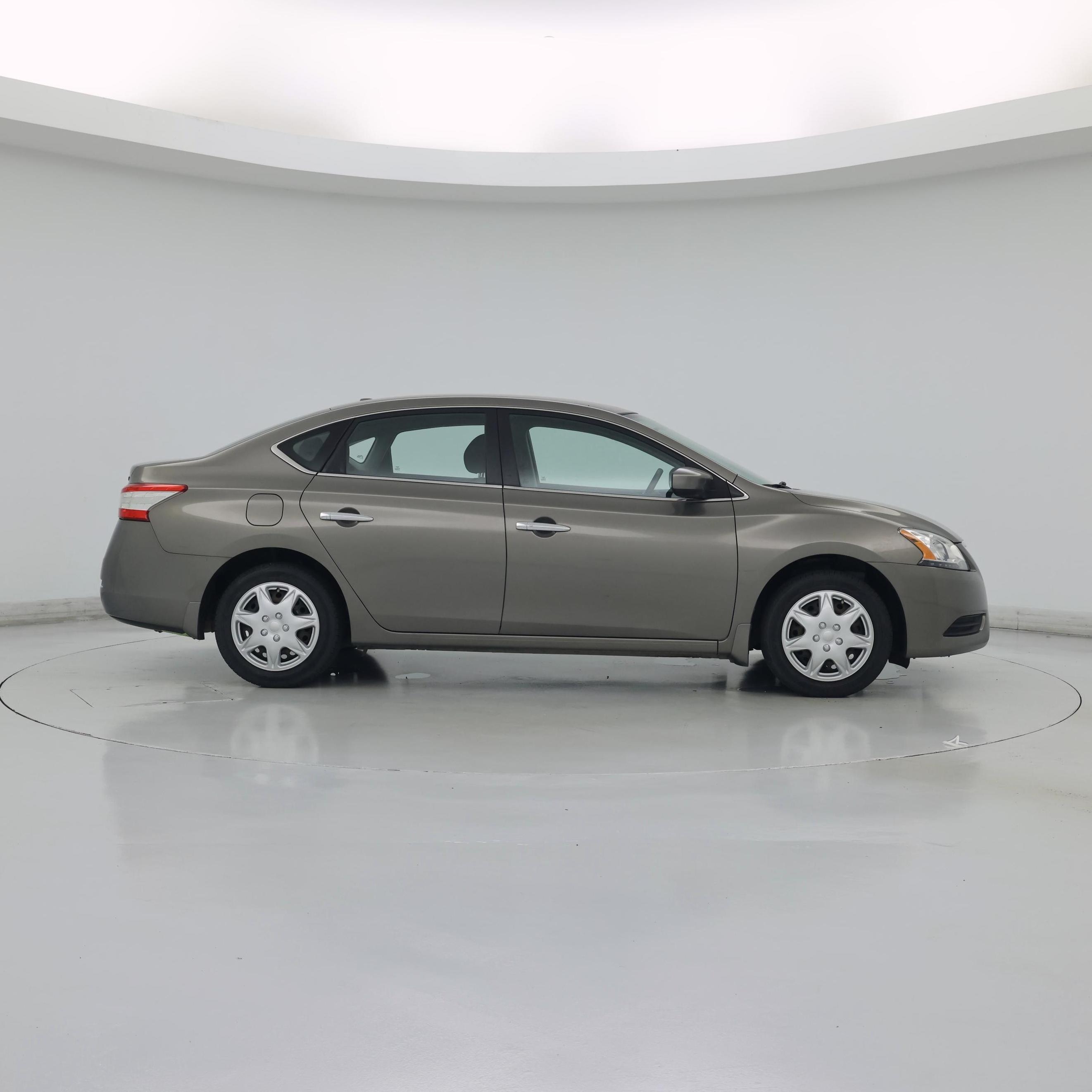 Thumbnail: 2015 Nissan Sentra - 7