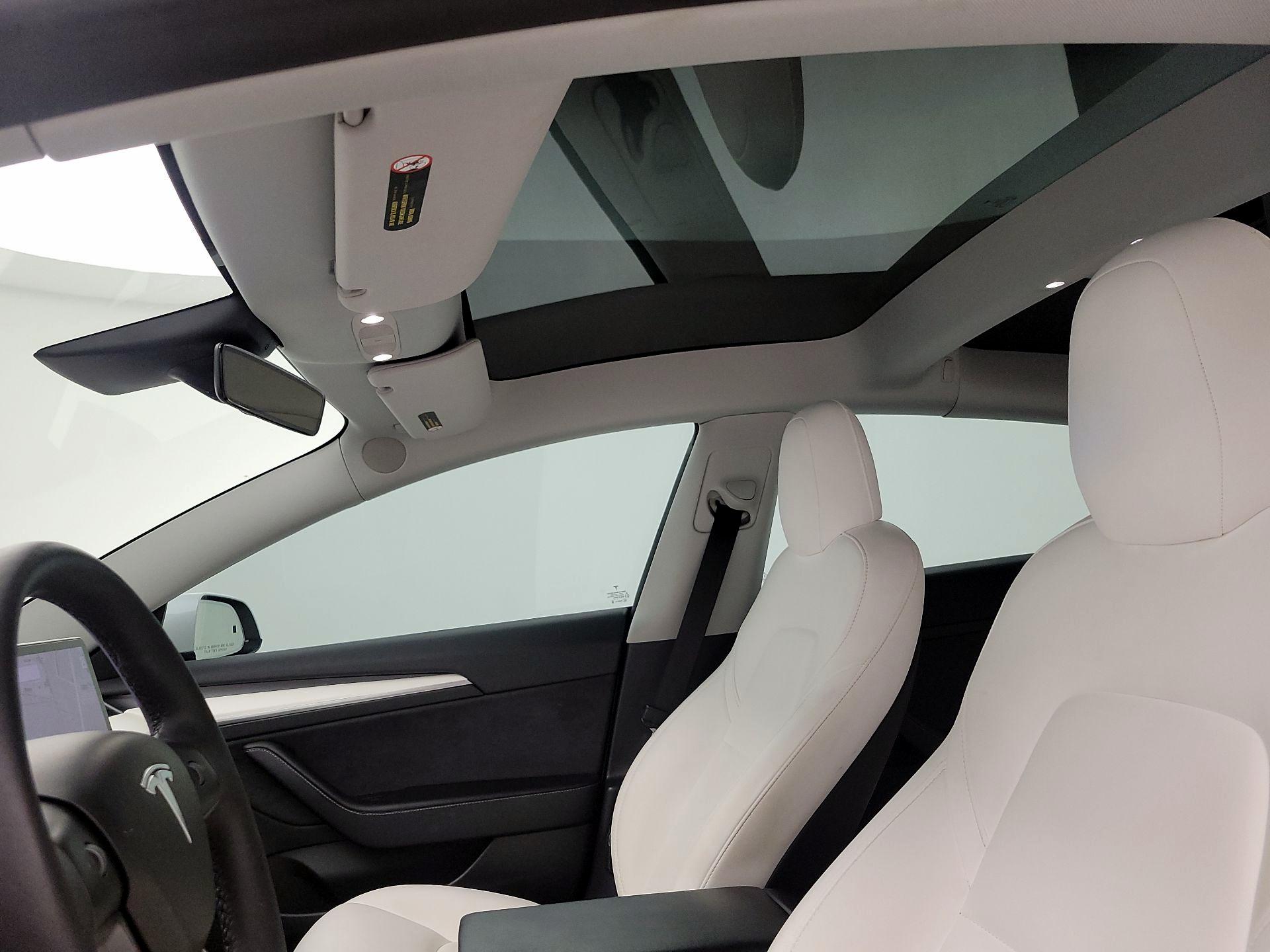 Thumbnail: 2021 Tesla Model 3 - 18