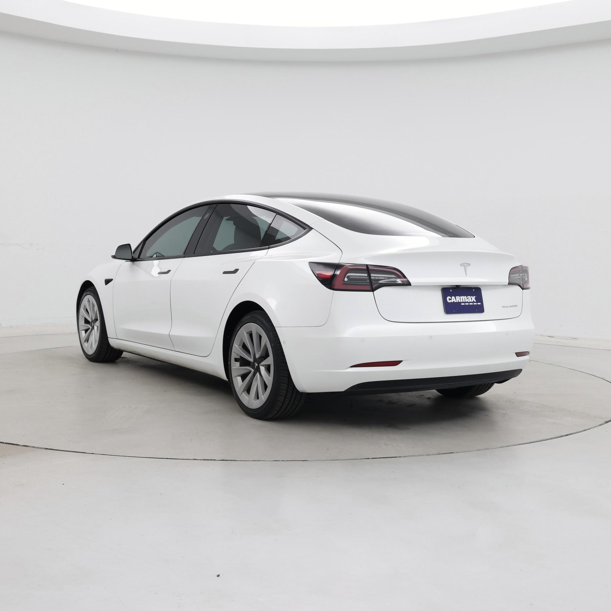 Thumbnail: 2021 Tesla Model 3 - 2