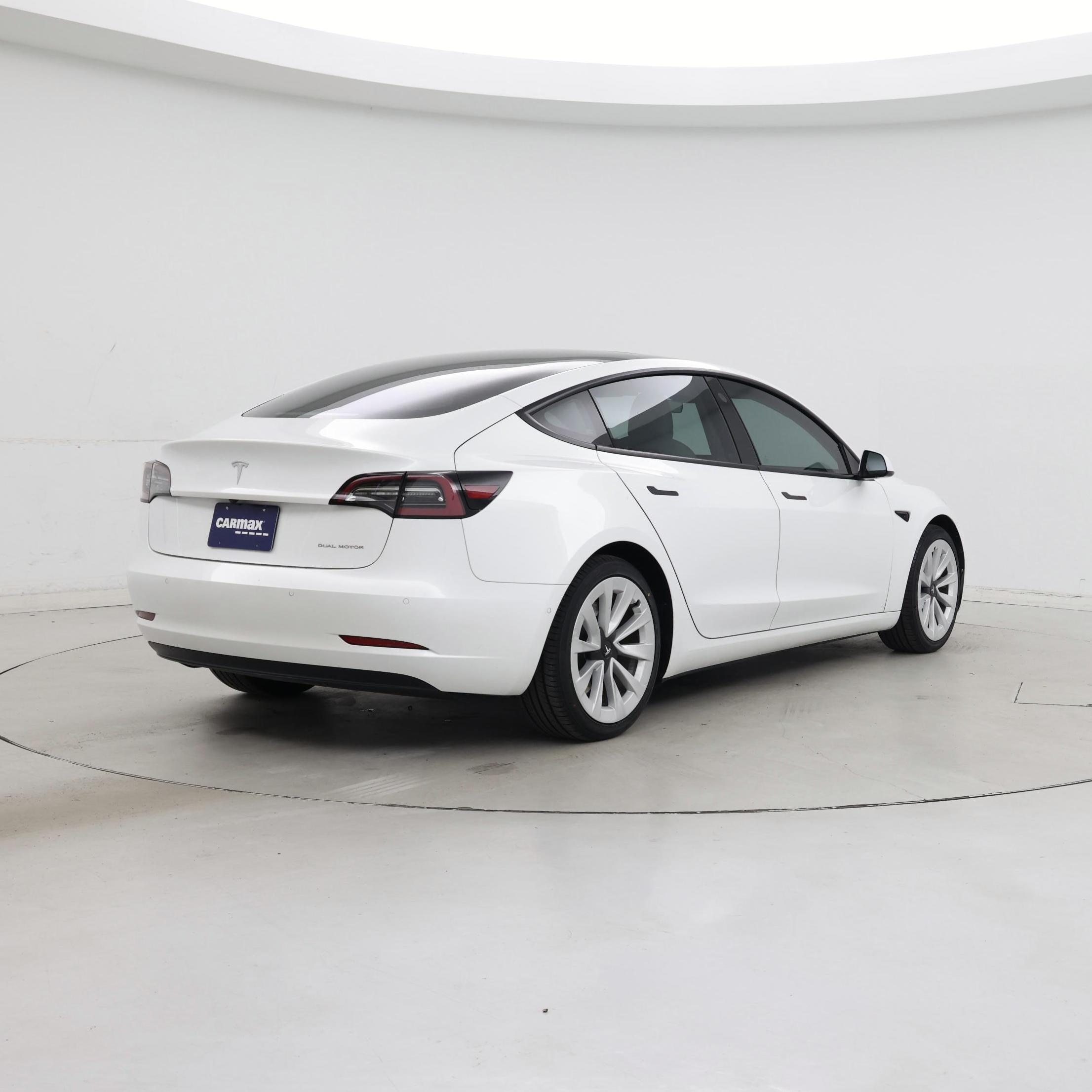 Thumbnail: 2021 Tesla Model 3 - 8