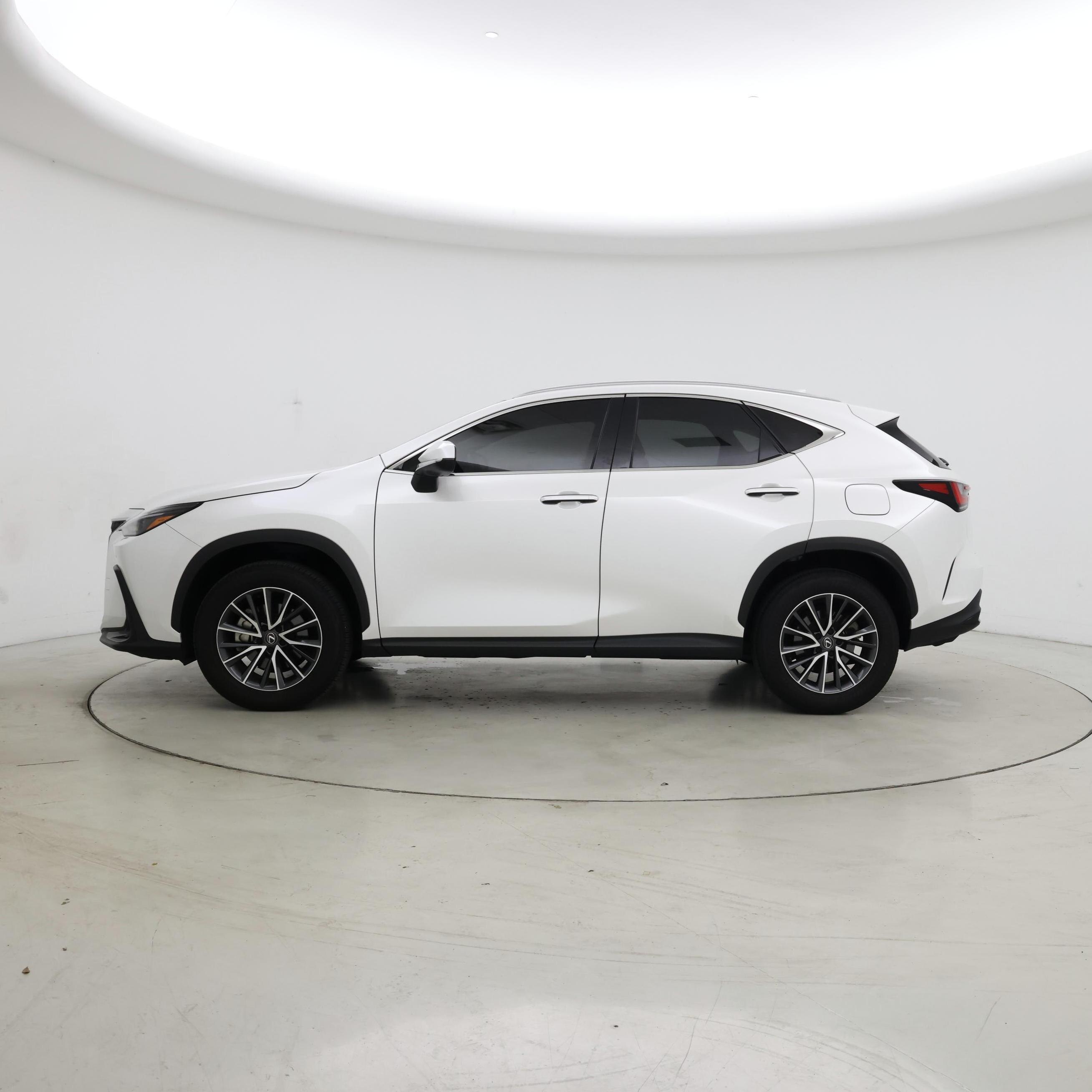 Thumbnail: 2025 Lexus NX - 3