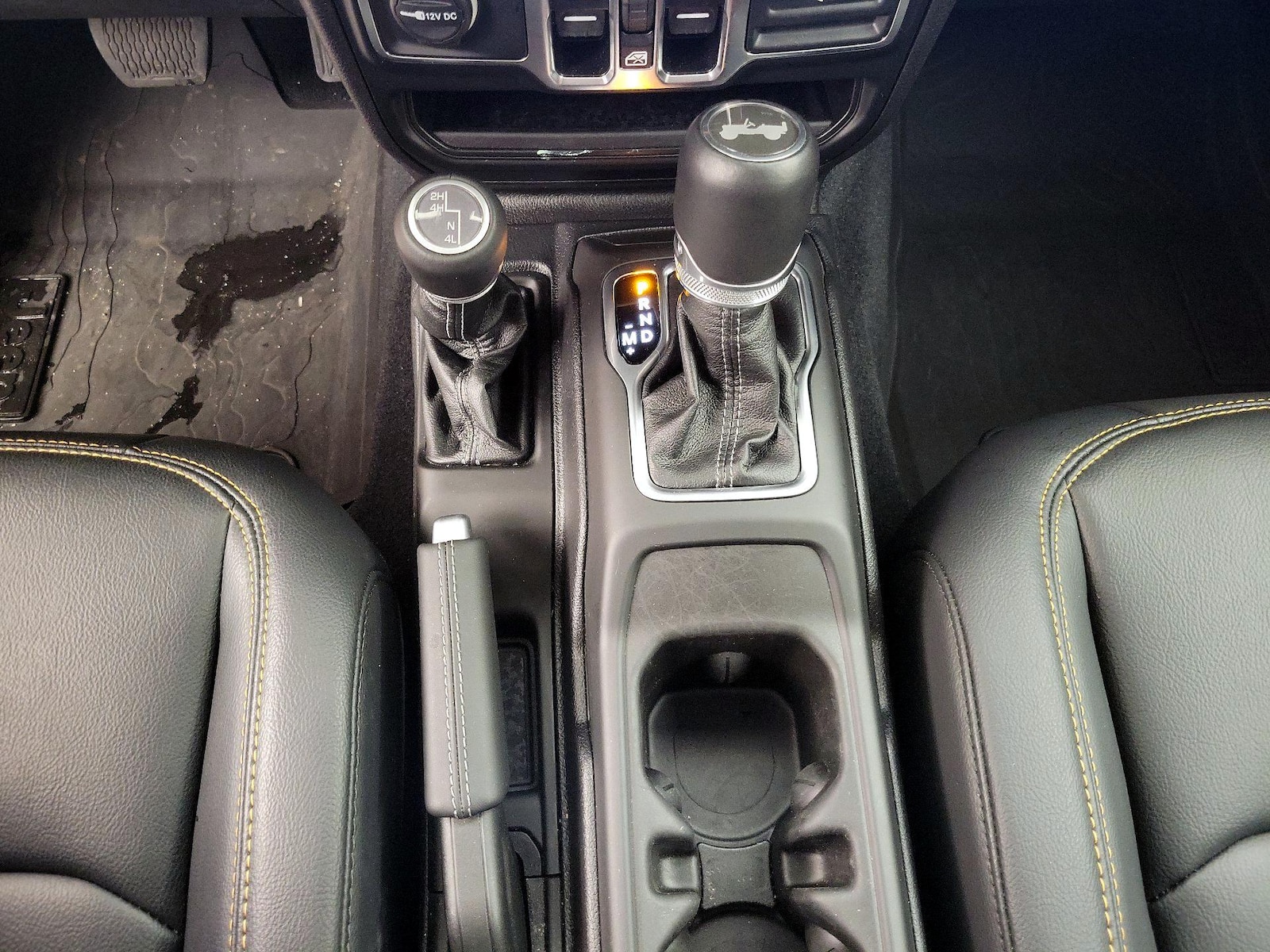 2025 Jeep Wrangler 4-Door Sahara - Photo 18