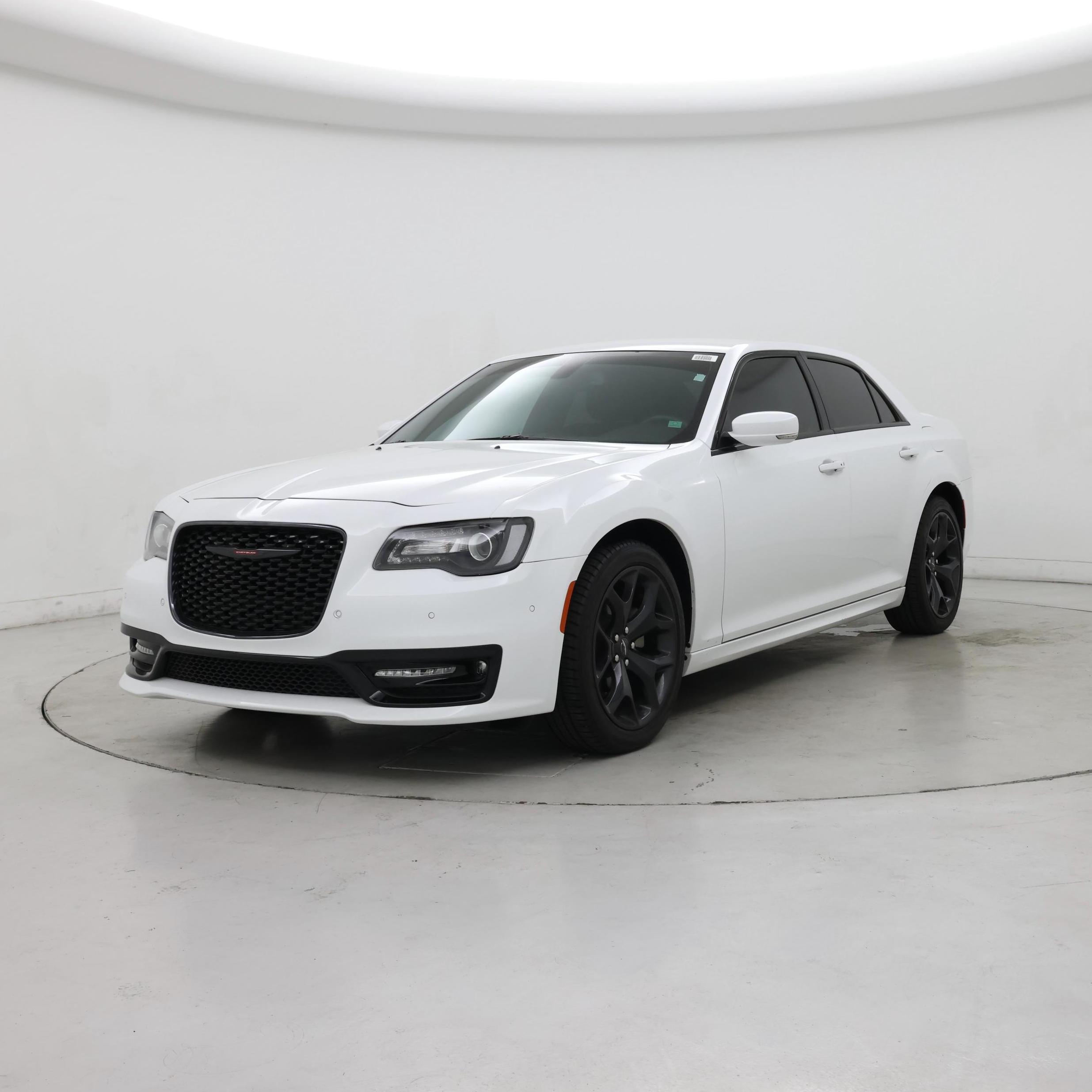Thumbnail: 2021 Chrysler 300 - 4