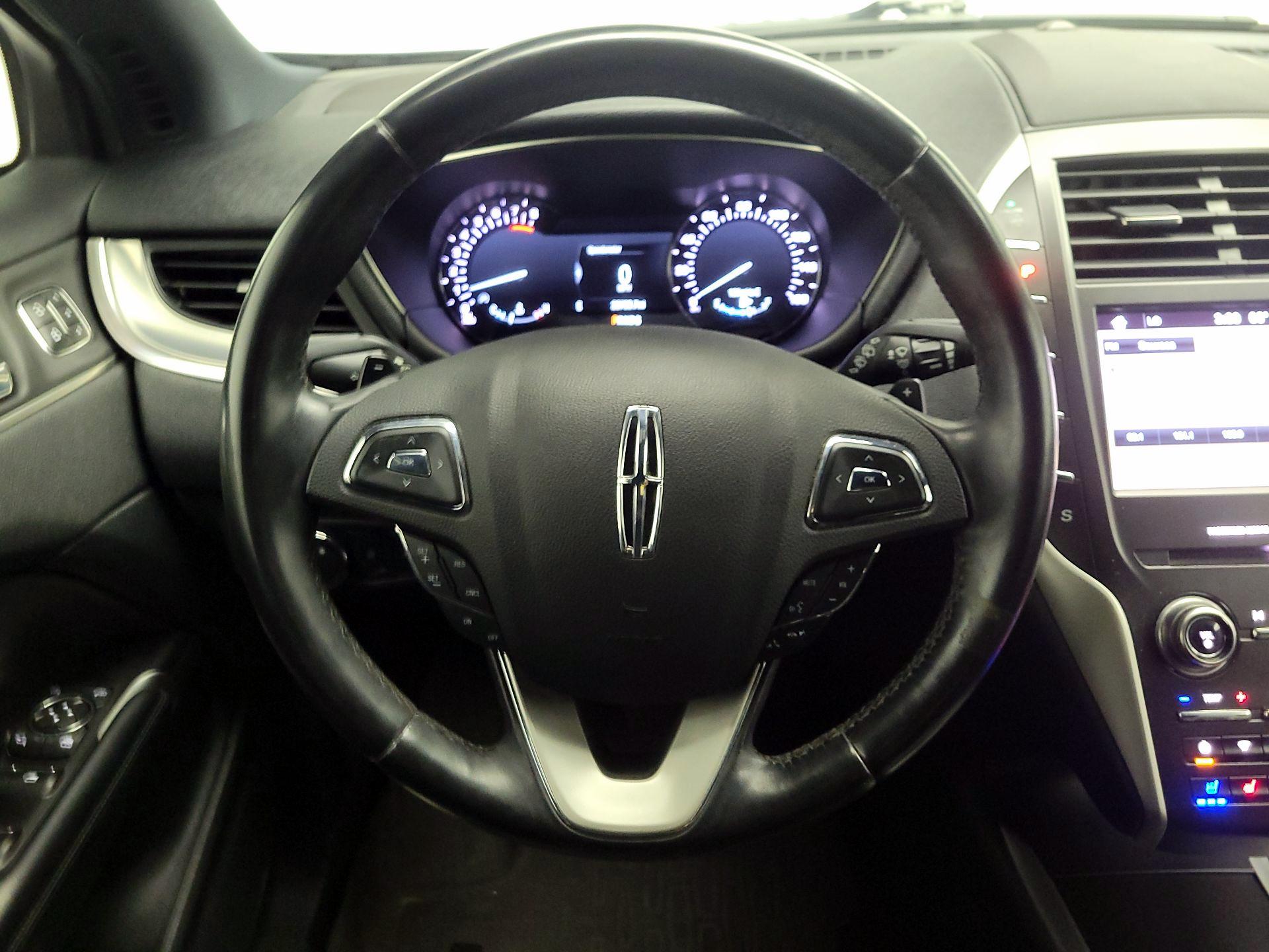Thumbnail: 2019 Lincoln MKC - 10