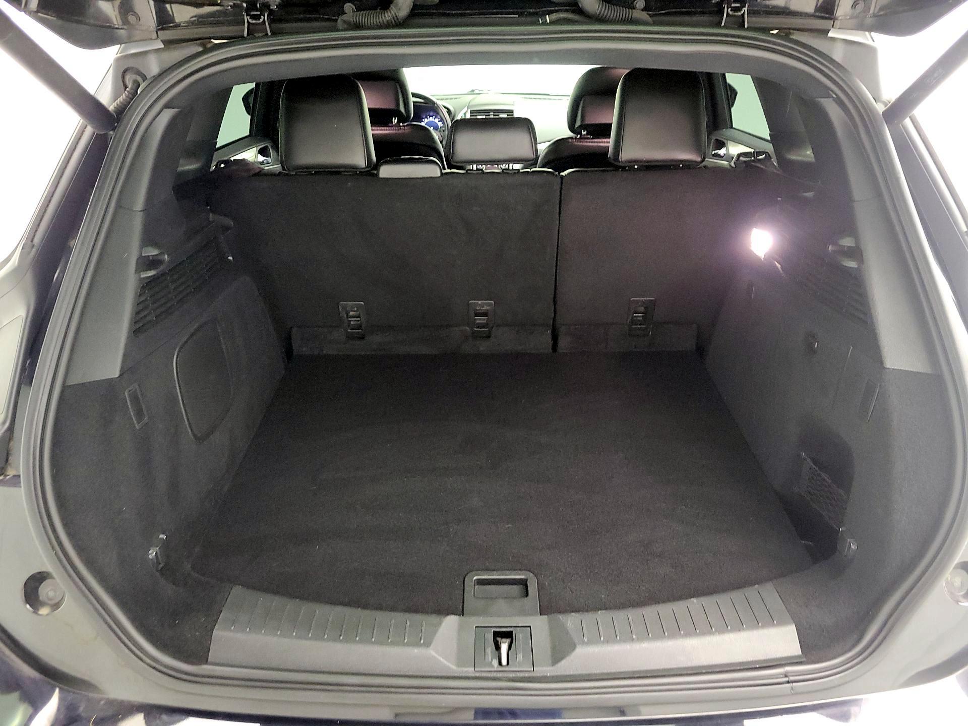 Thumbnail: 2019 Lincoln MKC - 16