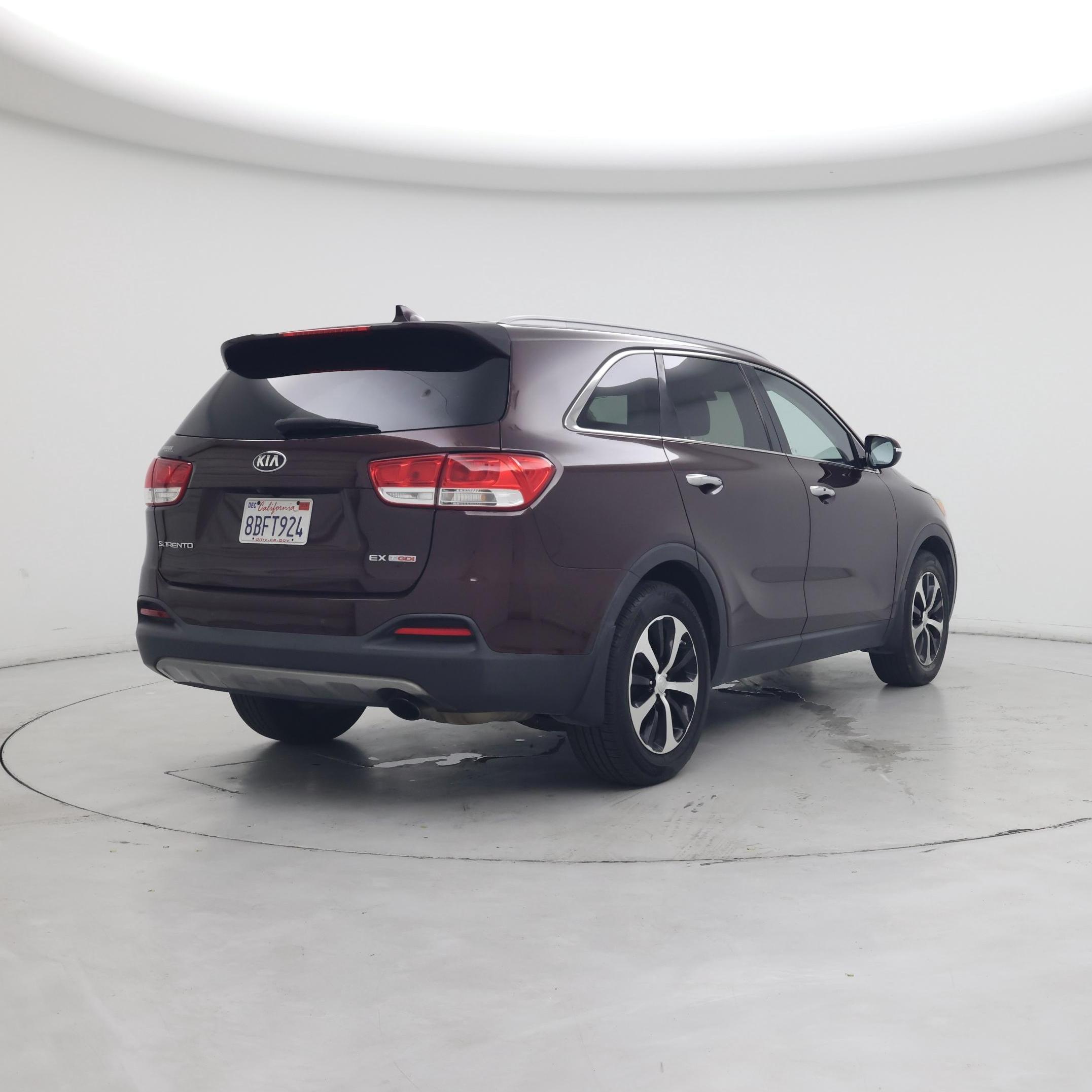 Thumbnail: 2017 Kia Sorento - 8