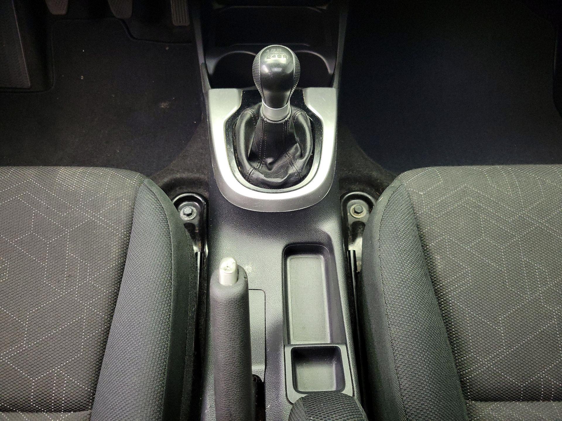 Thumbnail: 2017 Honda Fit - 17