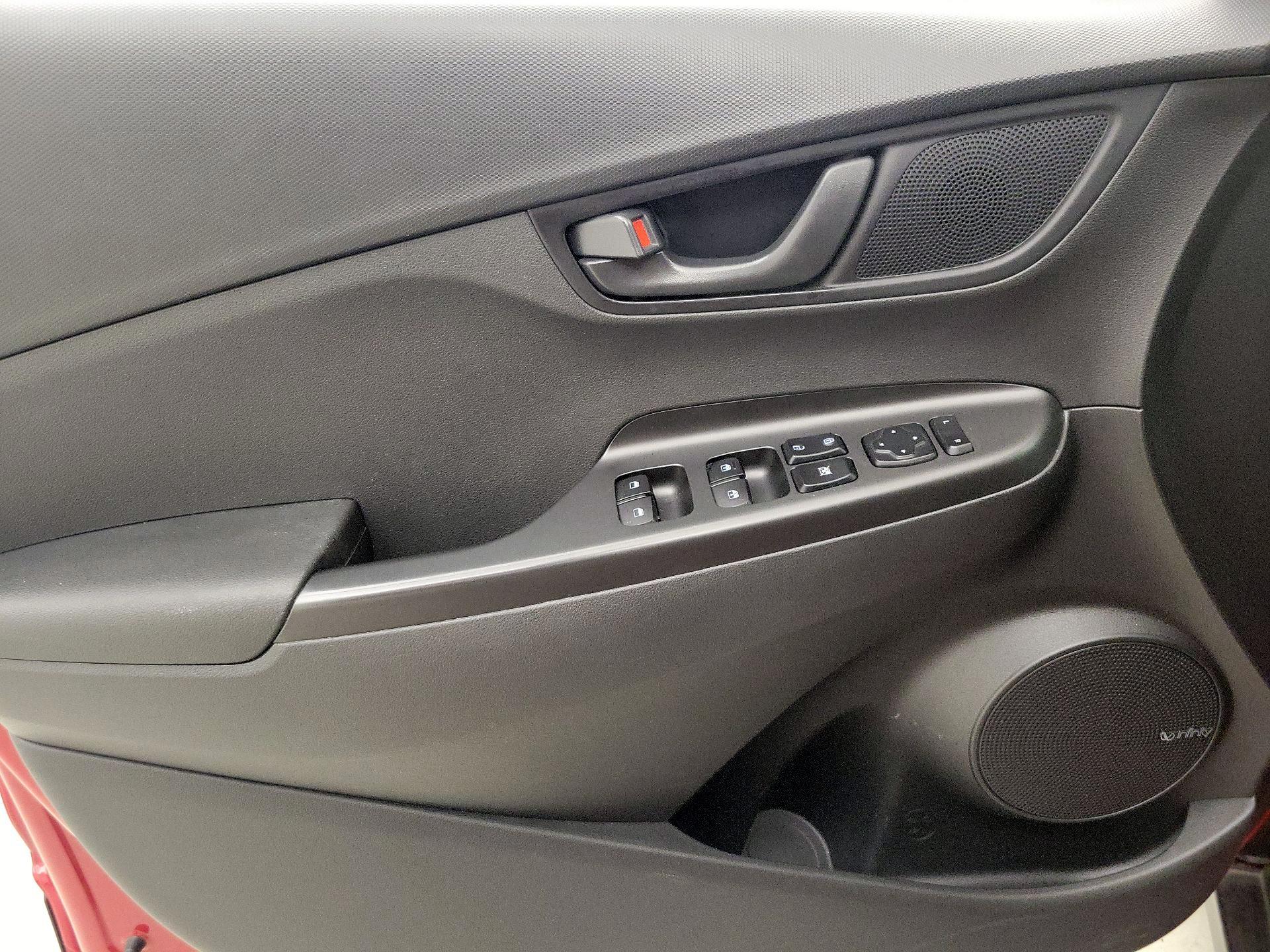 Thumbnail: 2021 Hyundai Kona - 12