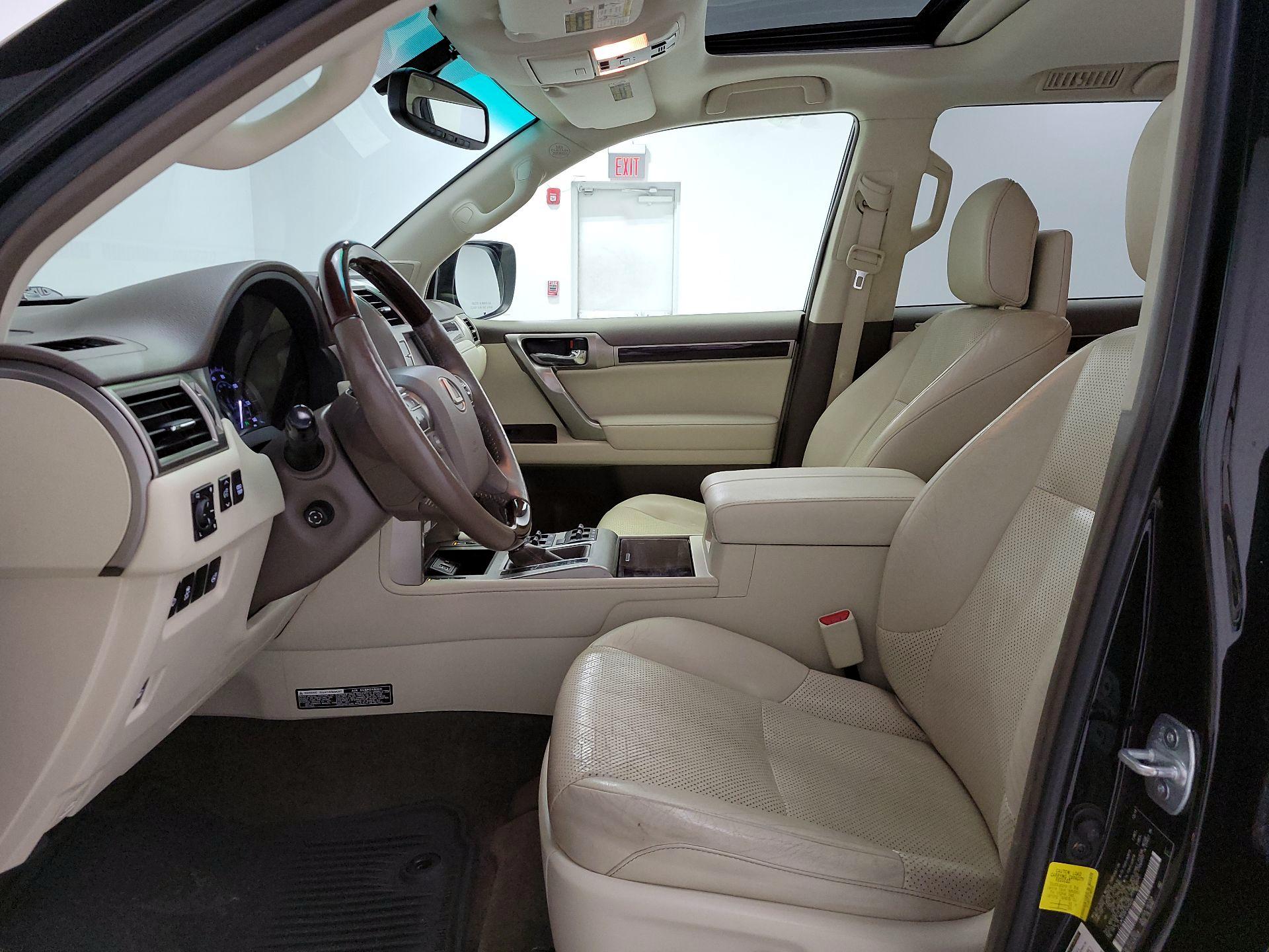 Thumbnail: 2015 Lexus GX - 11