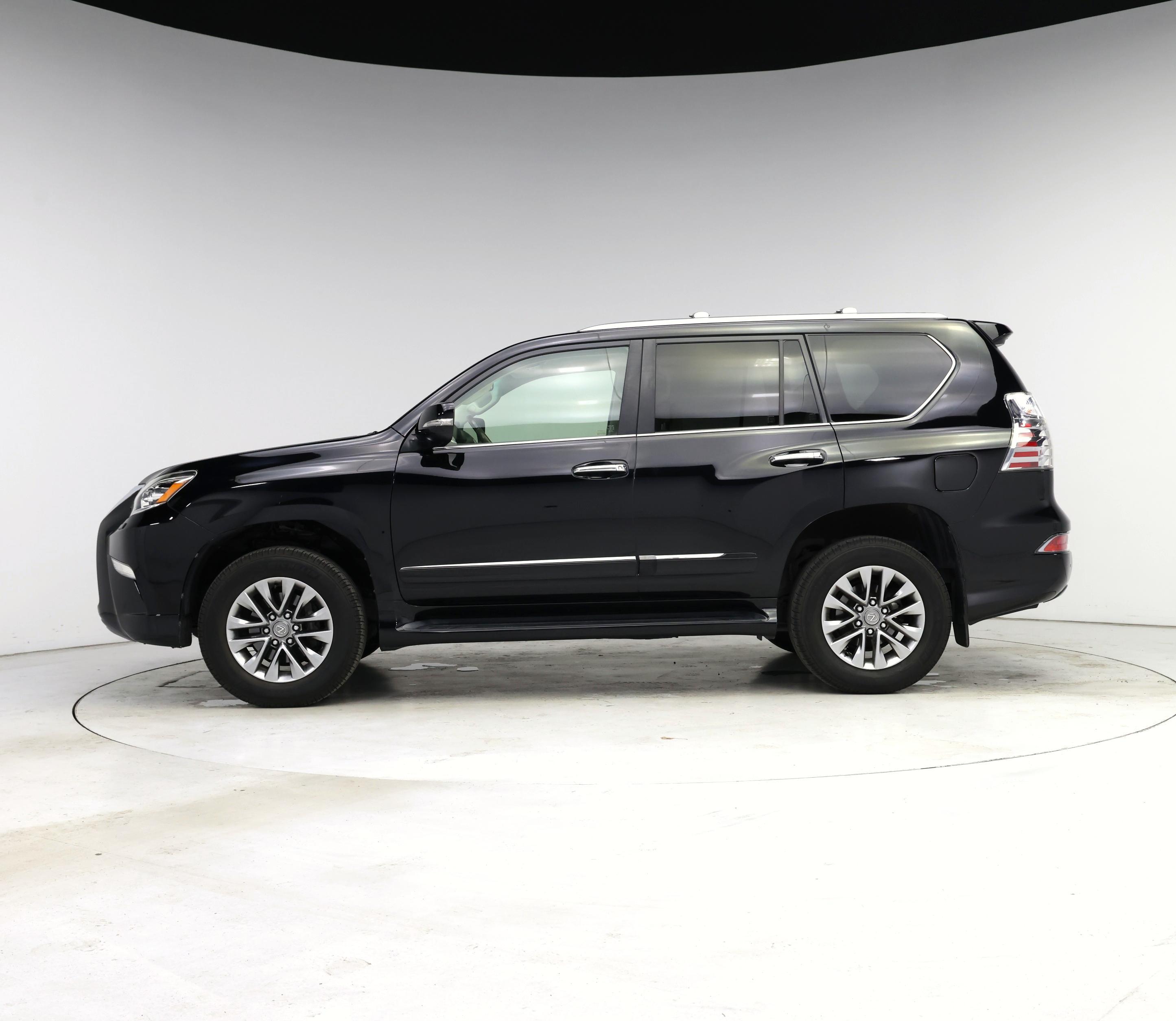 Thumbnail: 2015 Lexus GX - 3