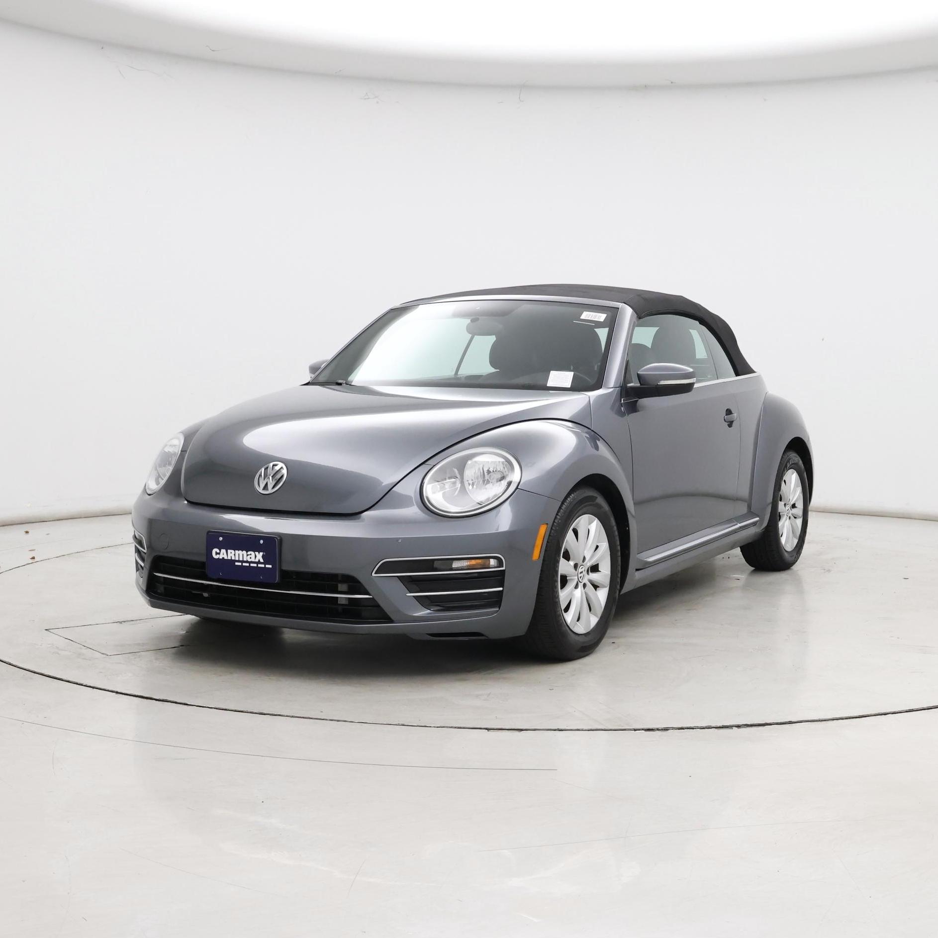 Thumbnail: 2018 Volkswagen Beetle - 4