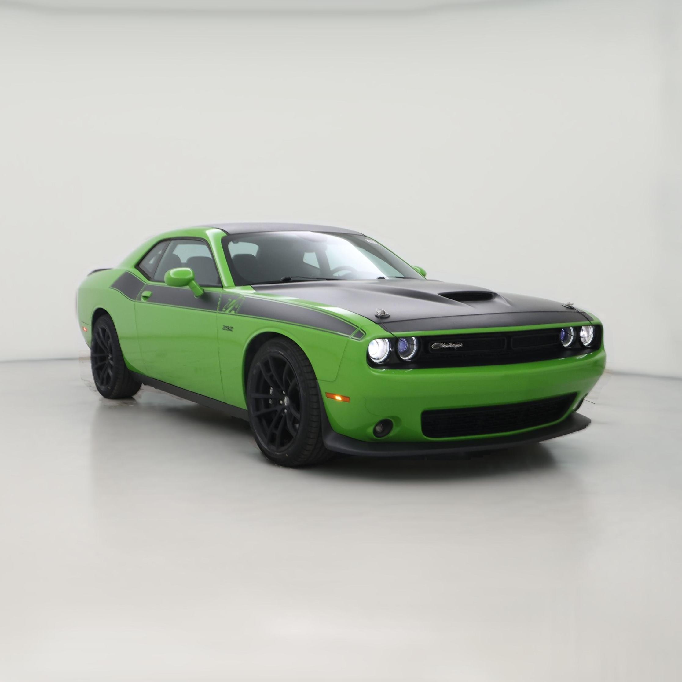 Thumbnail: 2017 Dodge Challenger - 1