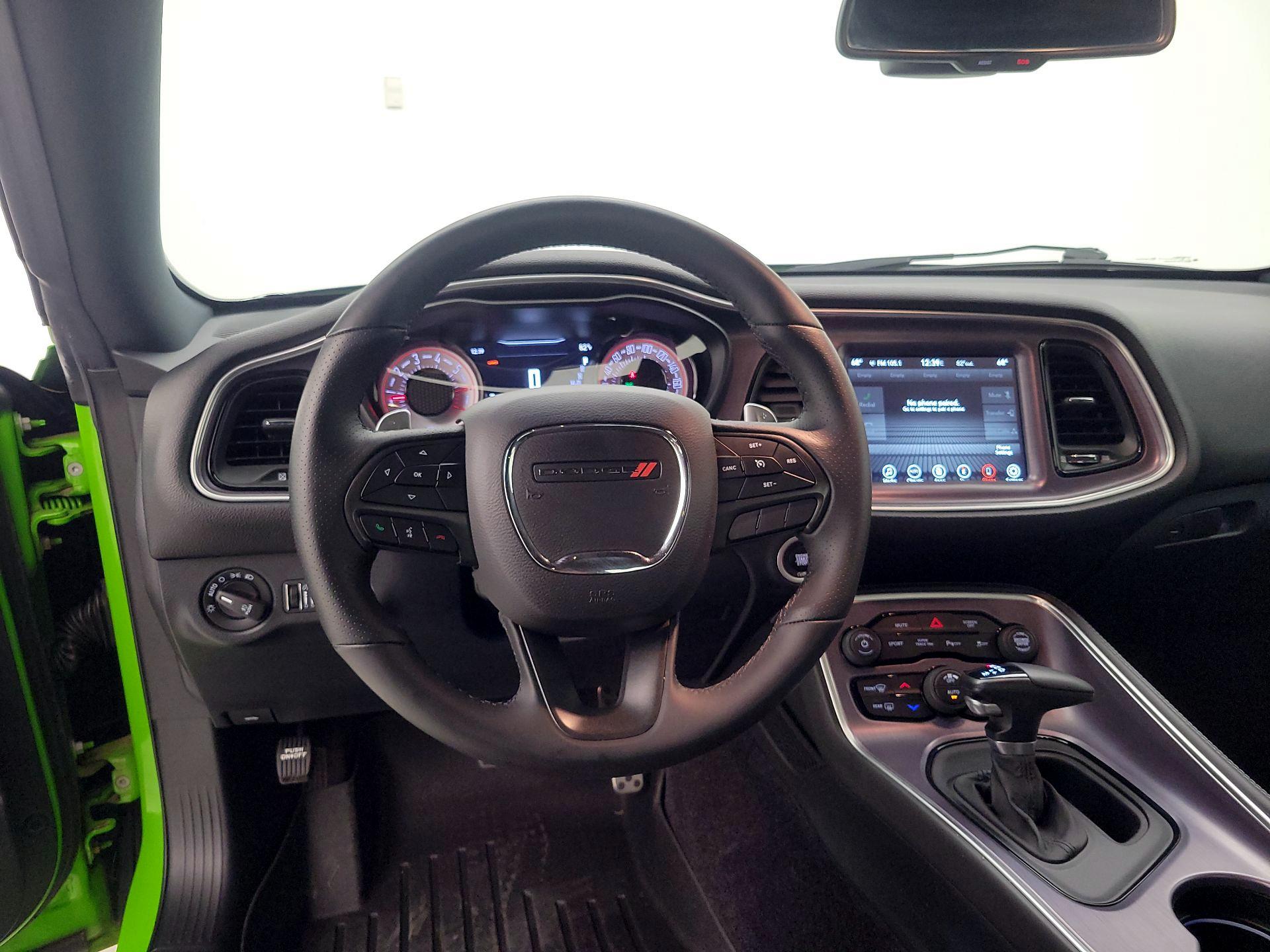 Thumbnail: 2017 Dodge Challenger - 10
