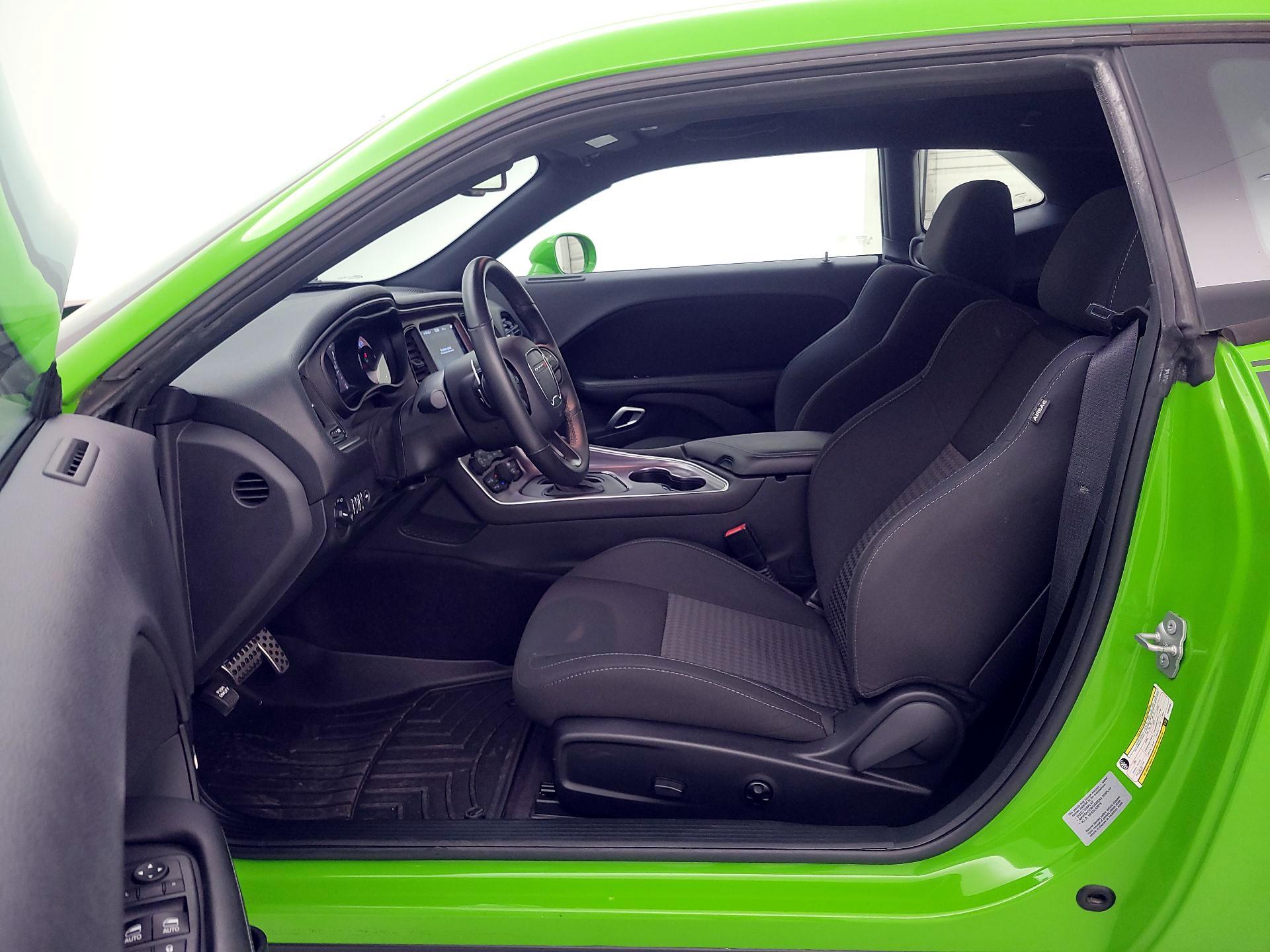 Thumbnail: 2017 Dodge Challenger - 11