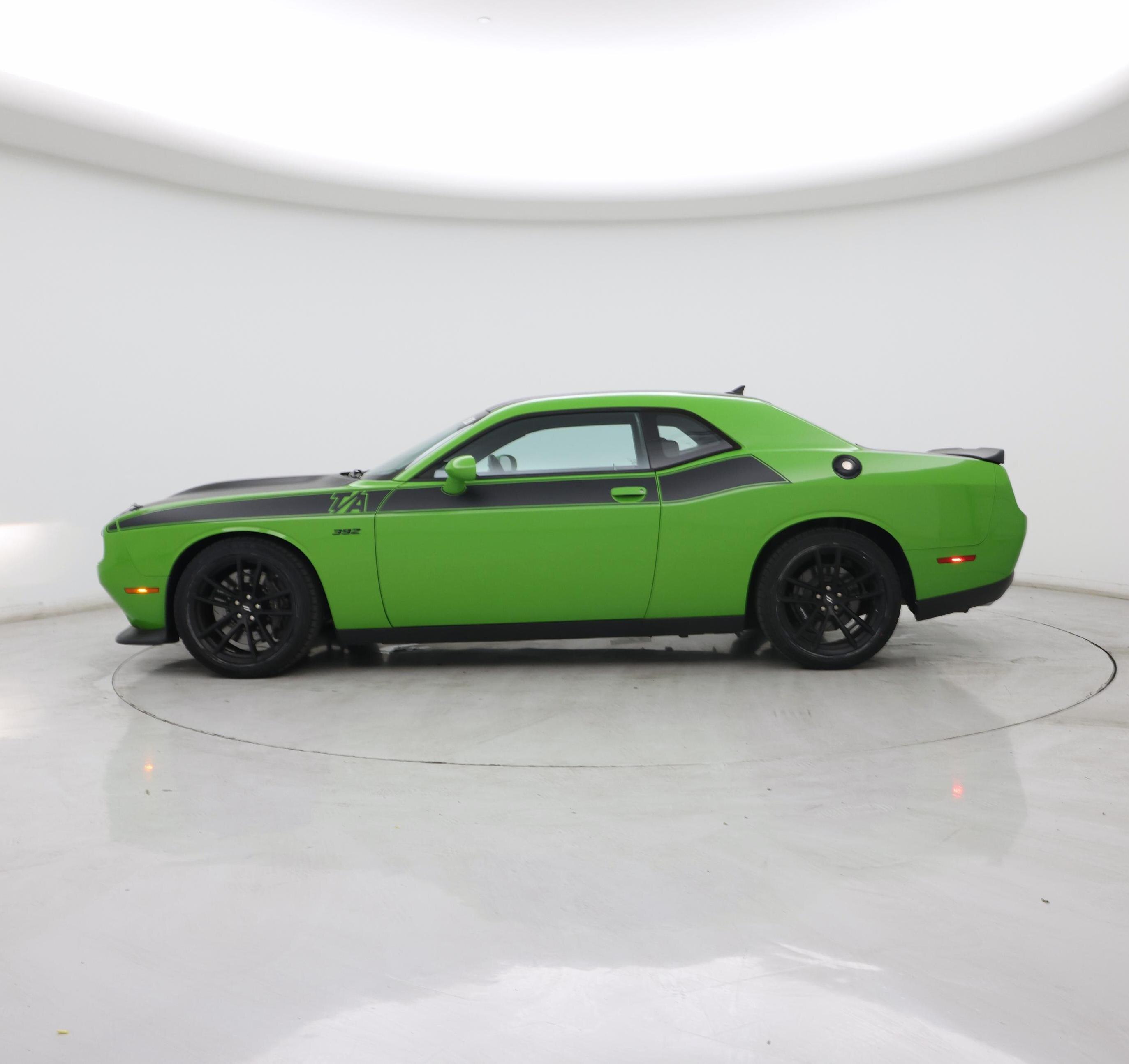 Thumbnail: 2017 Dodge Challenger - 3