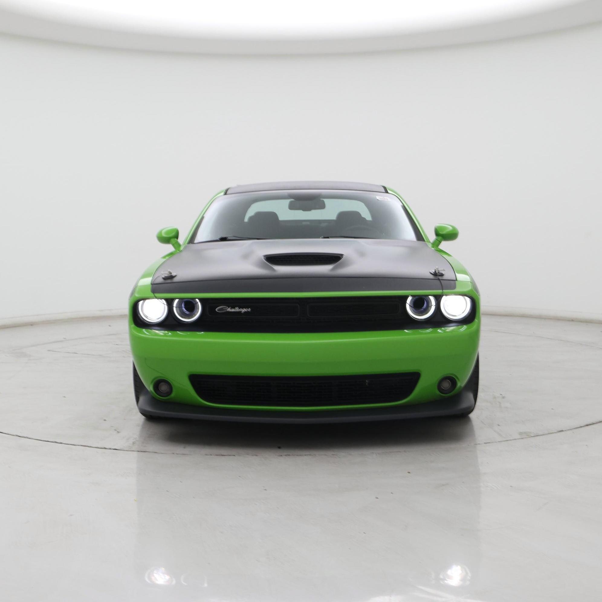 Thumbnail: 2017 Dodge Challenger - 5