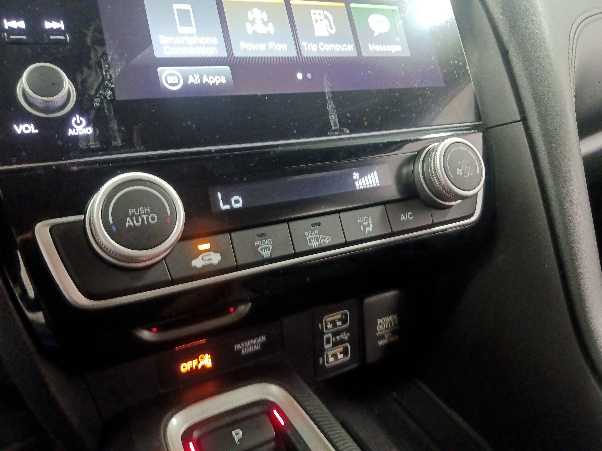 Thumbnail: 2019 Honda Insight - 14