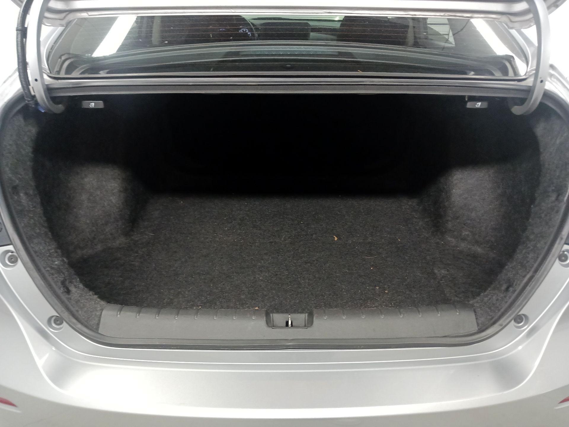 Thumbnail: 2019 Honda Insight - 17