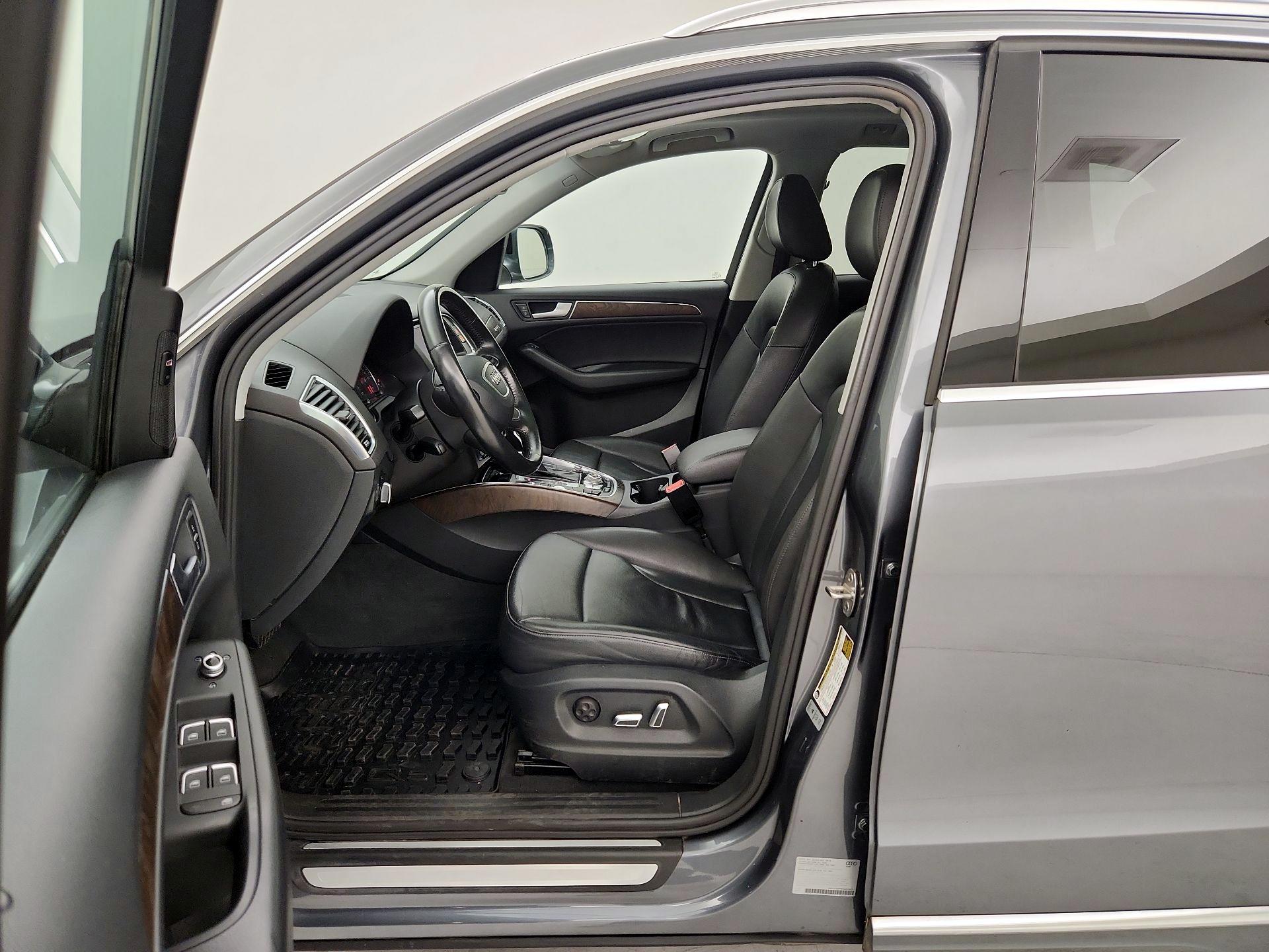 Thumbnail: 2015 Audi Q5 - 11